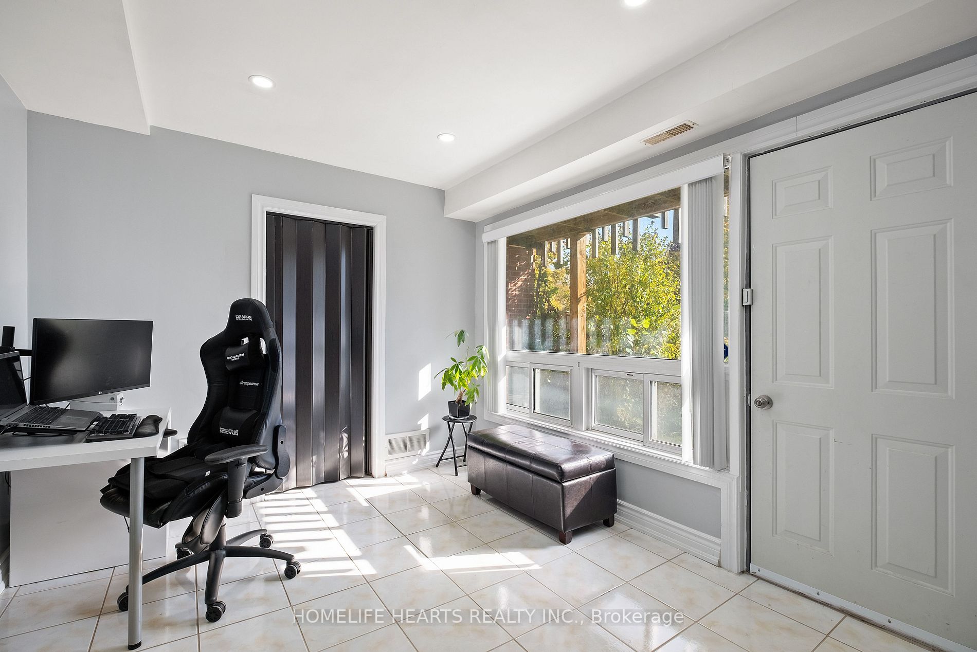 116 Deacon Lane, #20