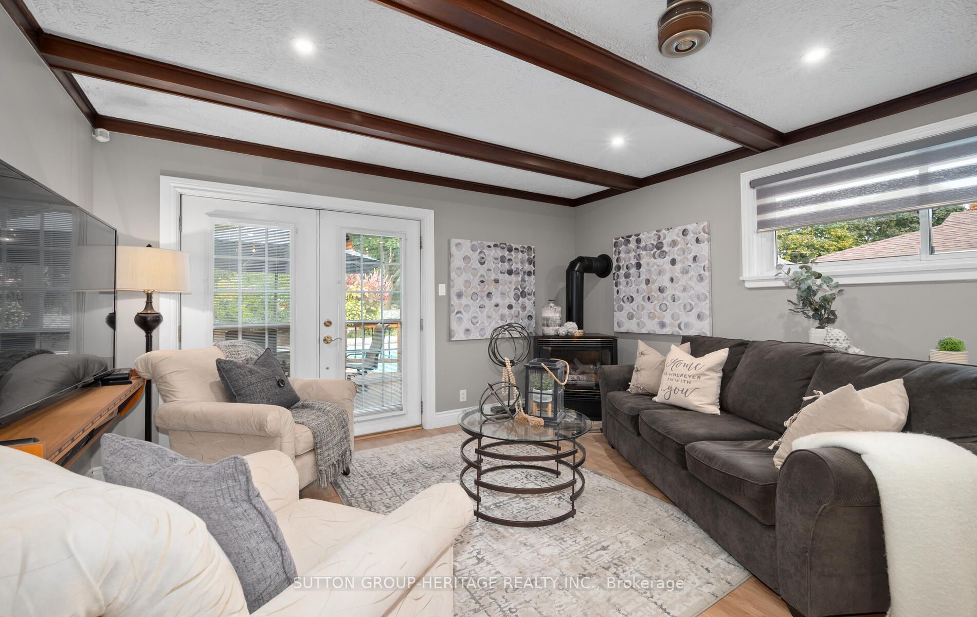 38 Churchill Rd