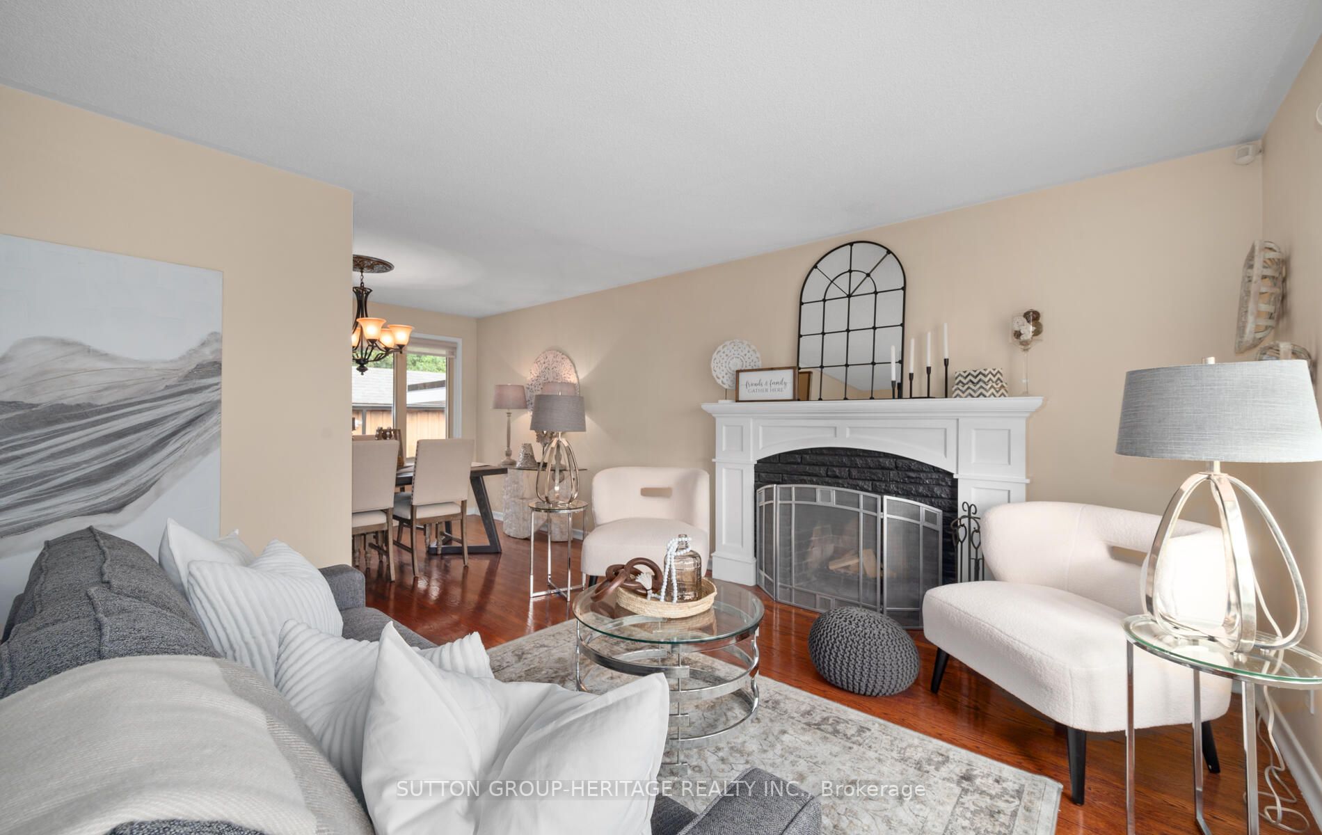 38 Churchill Rd