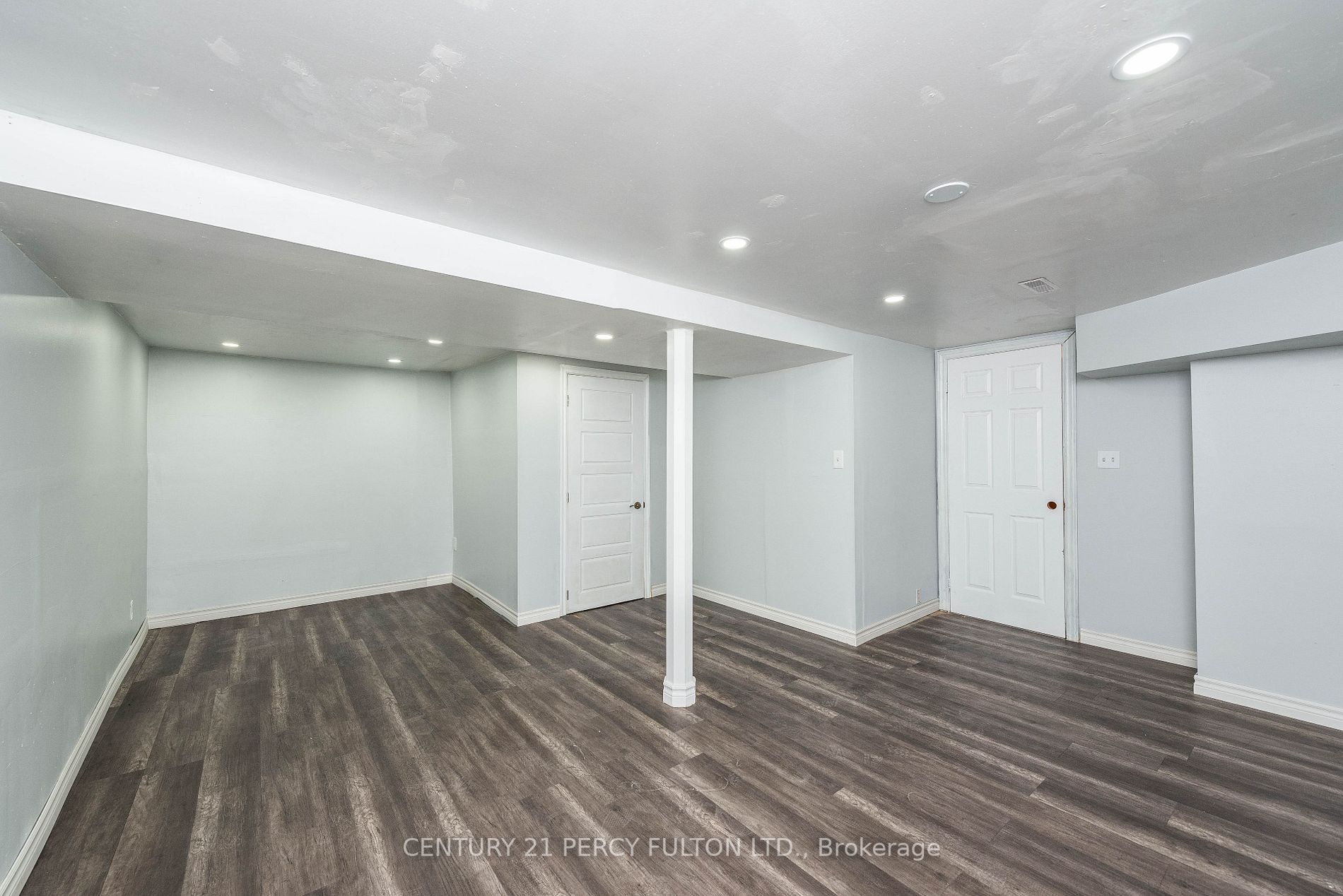 49 Lawrence Cres, #Bsmt