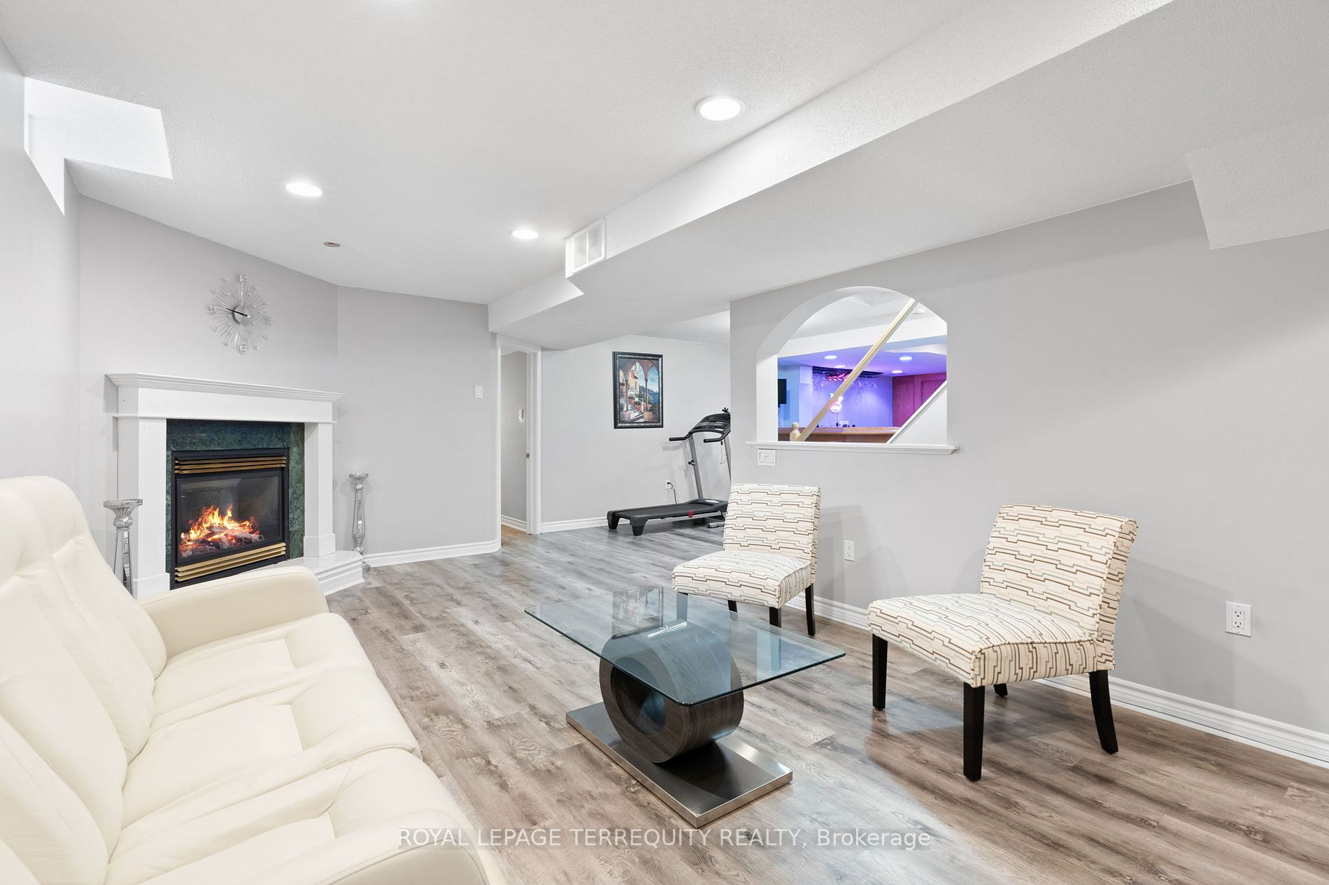 12 Dagwell Crescent