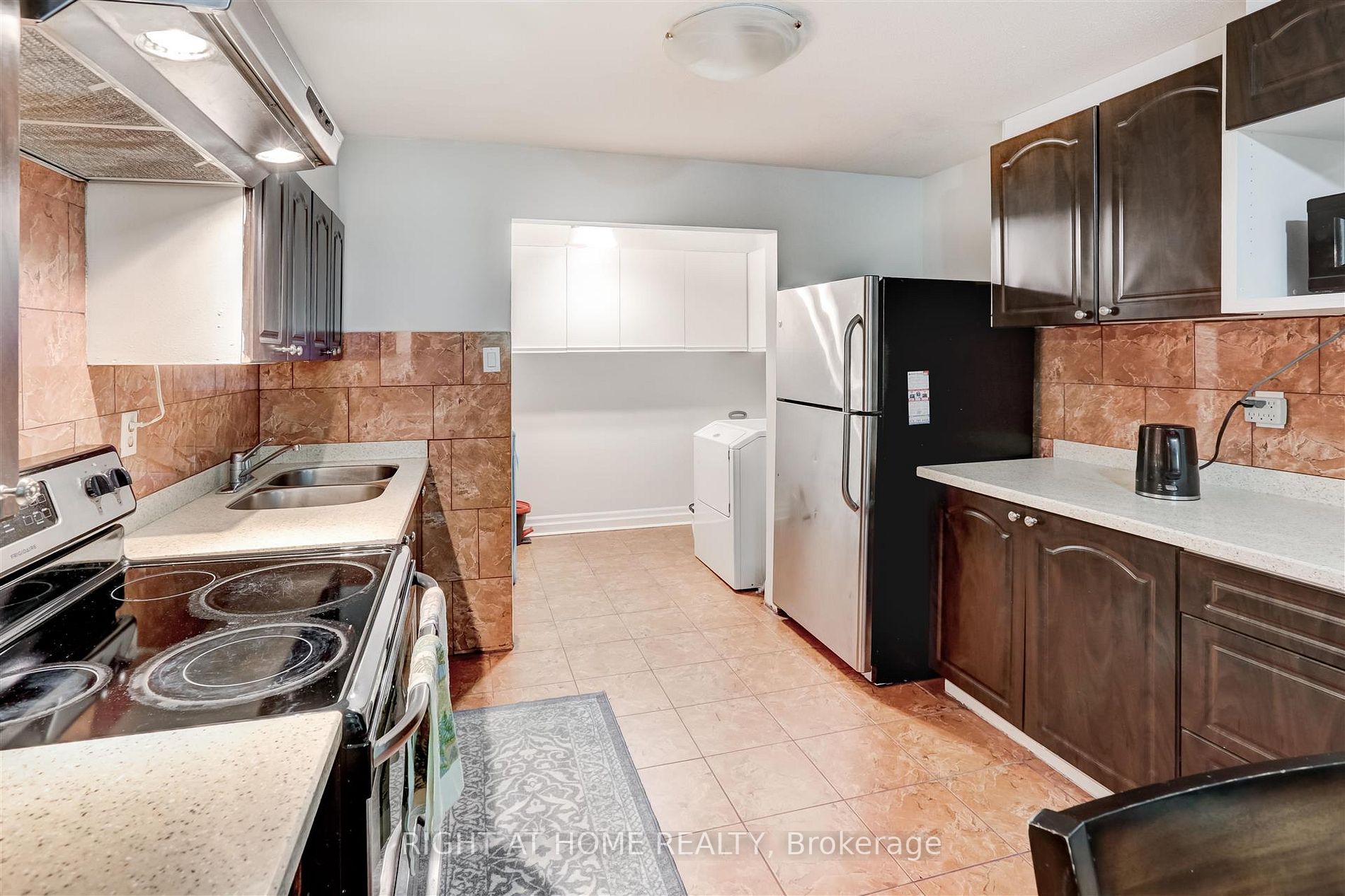 130 Ling Rd, #52