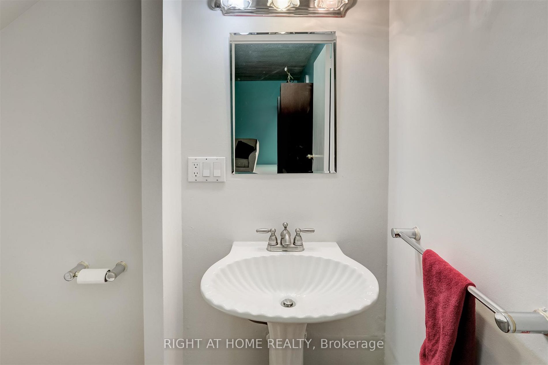 130 Ling Rd, #52