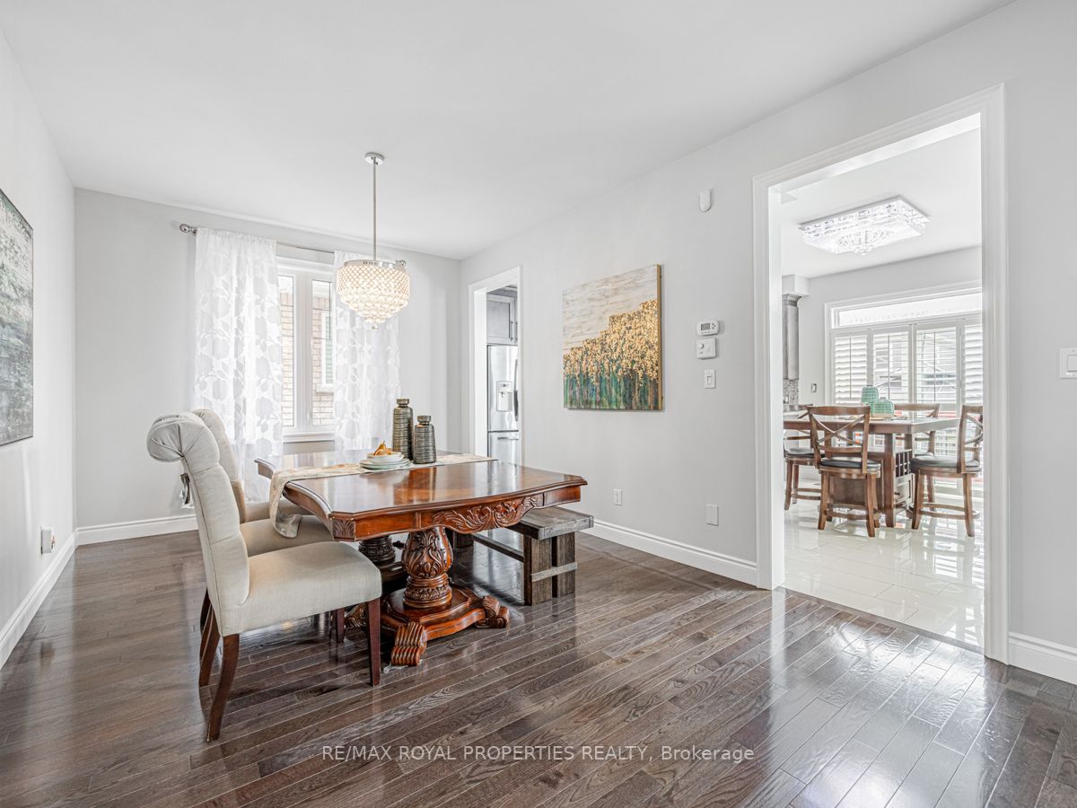 102 Sumersford Dr