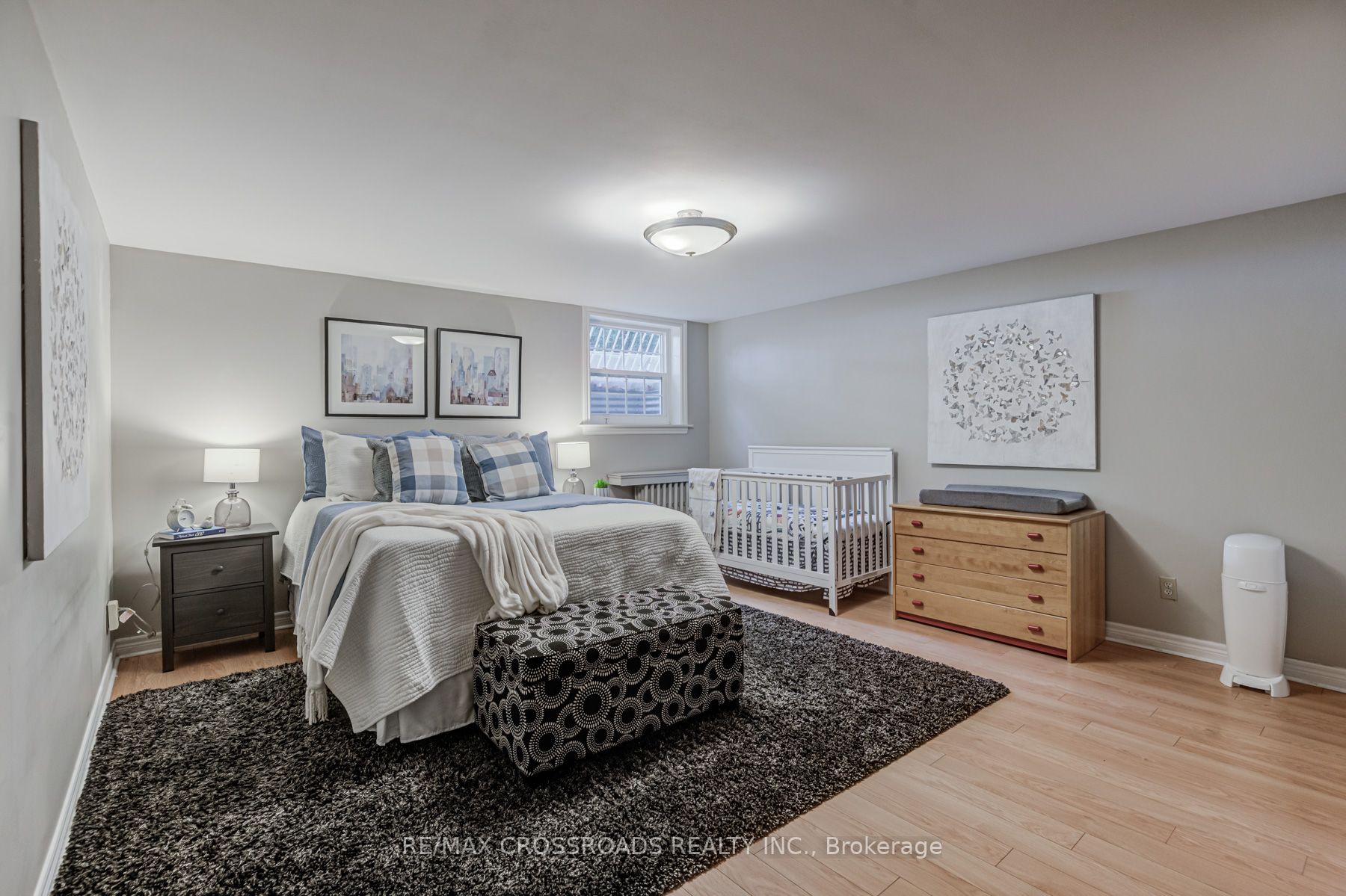 1 Crescentwood Rd