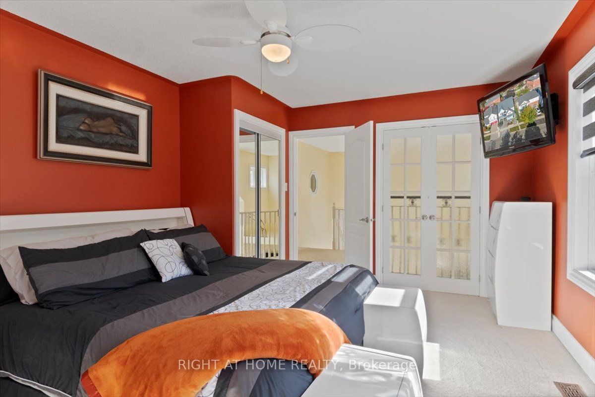 16 Ashbury Blvd