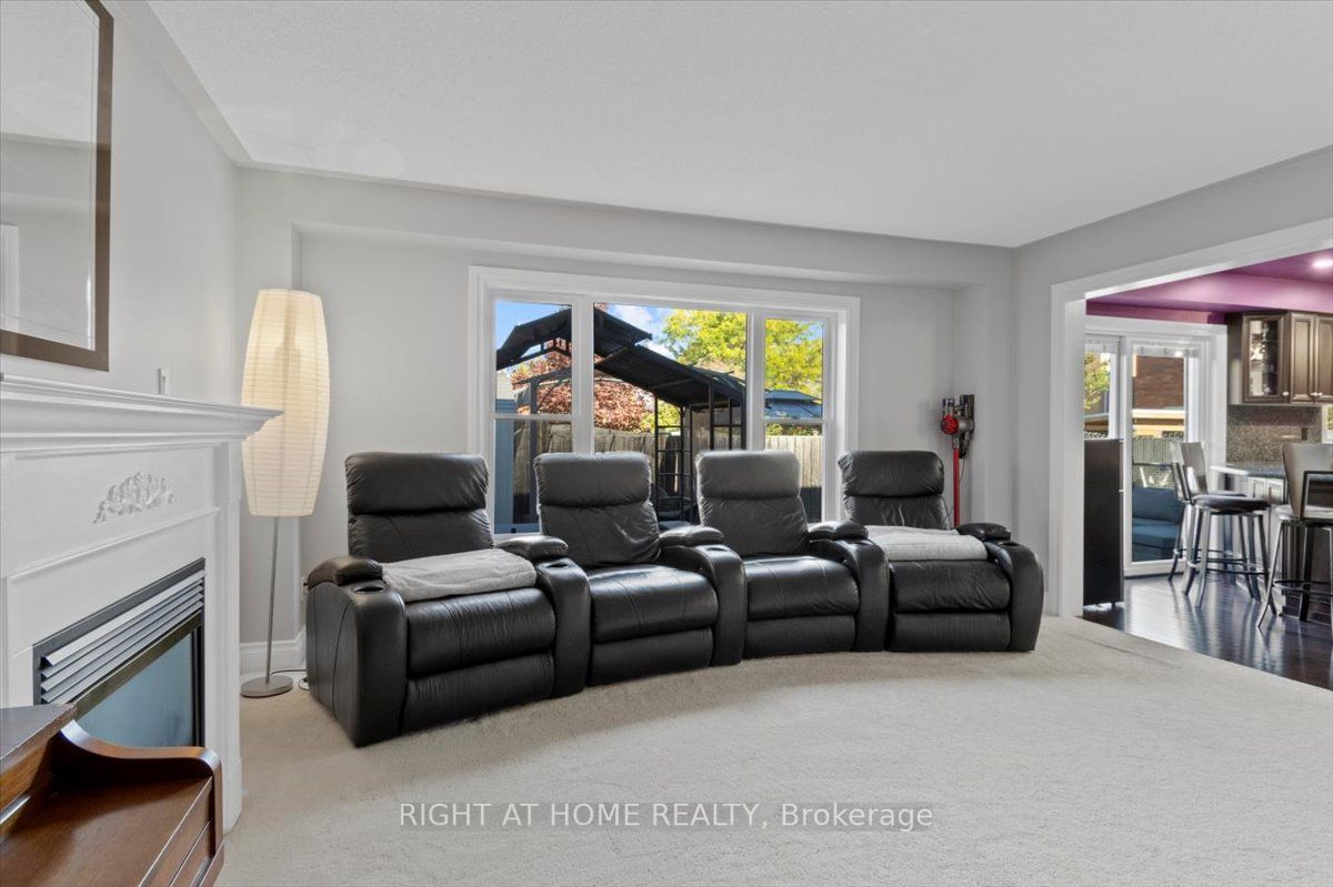 16 Ashbury Blvd