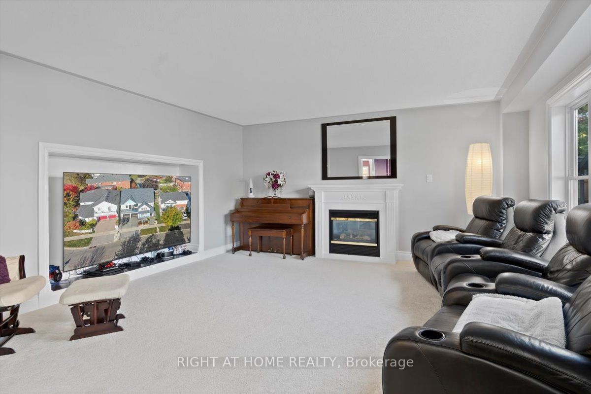 16 Ashbury Blvd