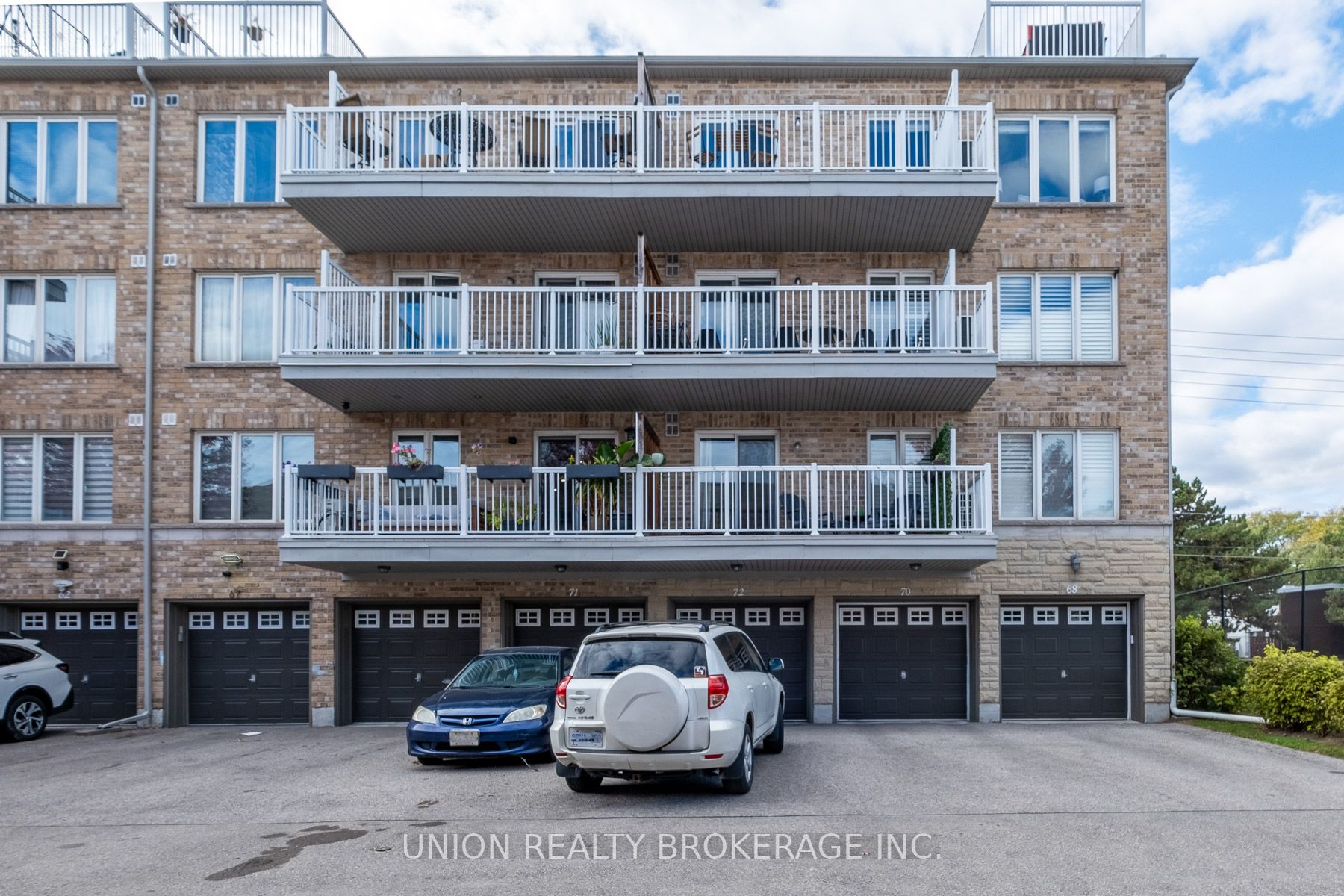 655D Warden Avenue, #72