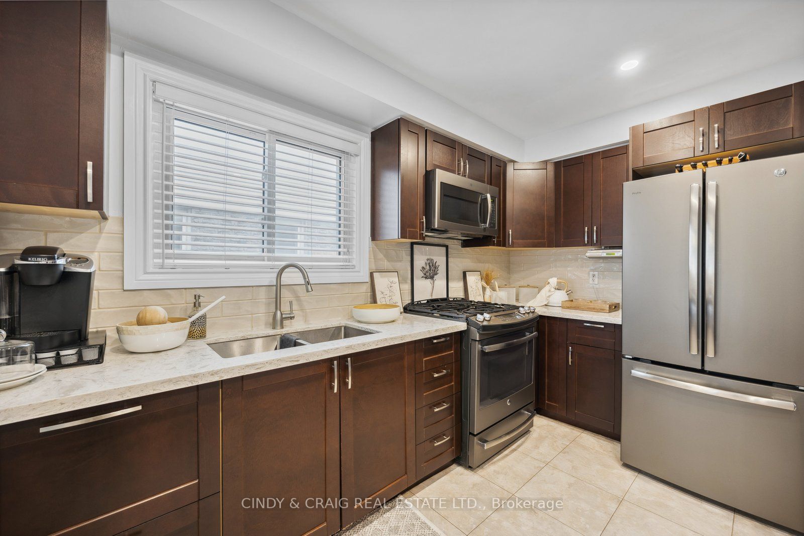 31 Poolton Crescent