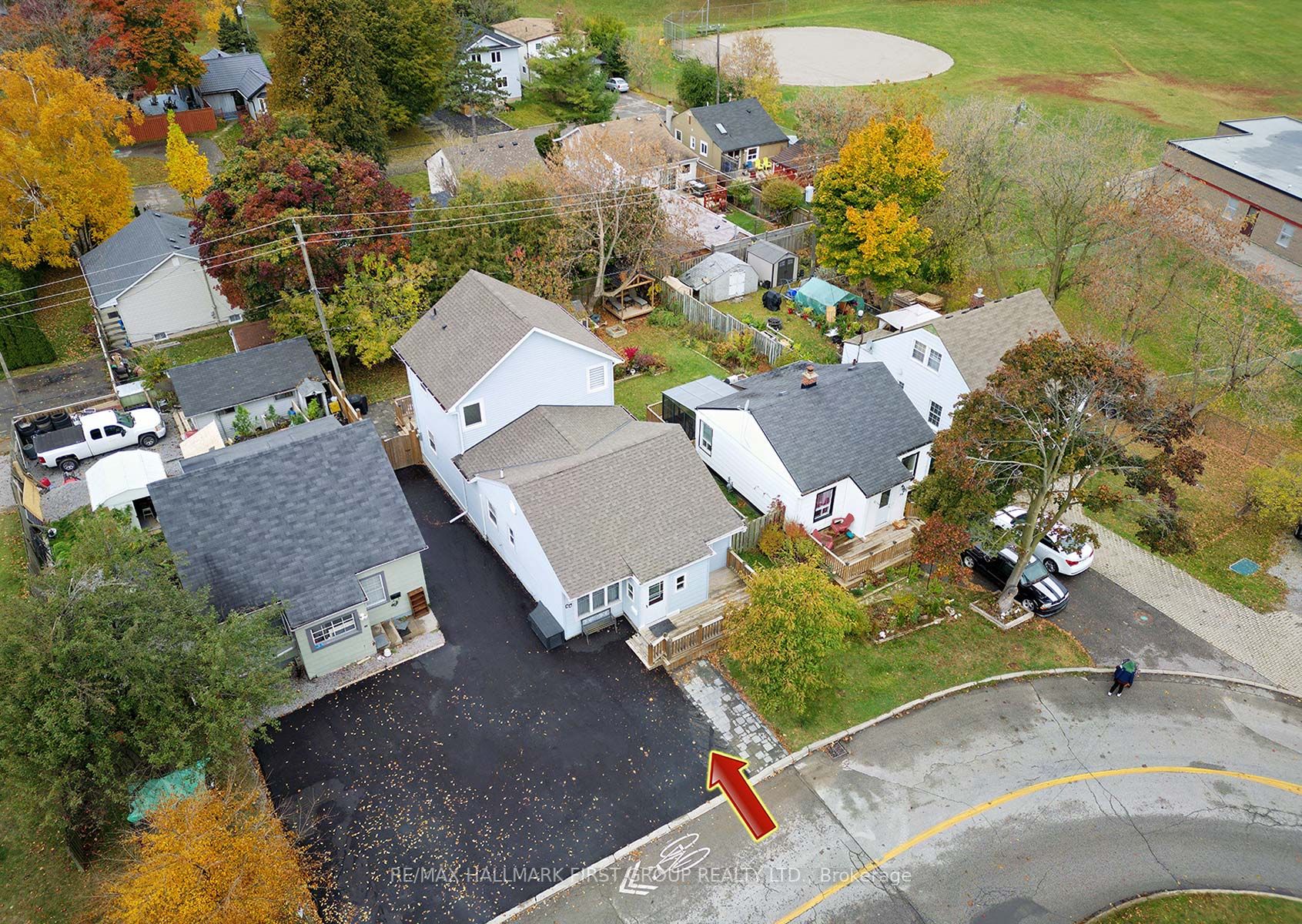 54 Windsor Ave