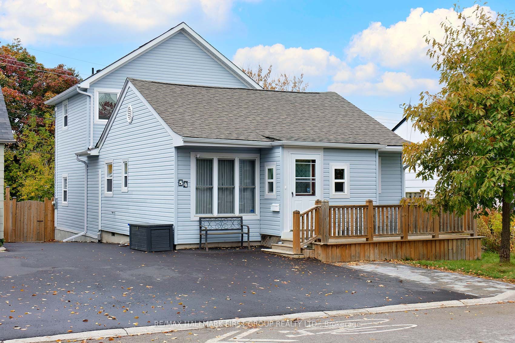 54 Windsor Ave
