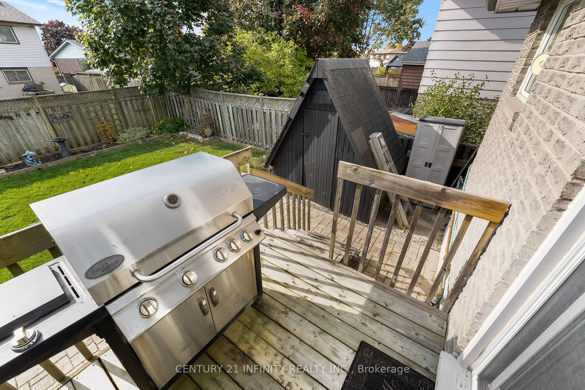 31 Bolland Cres