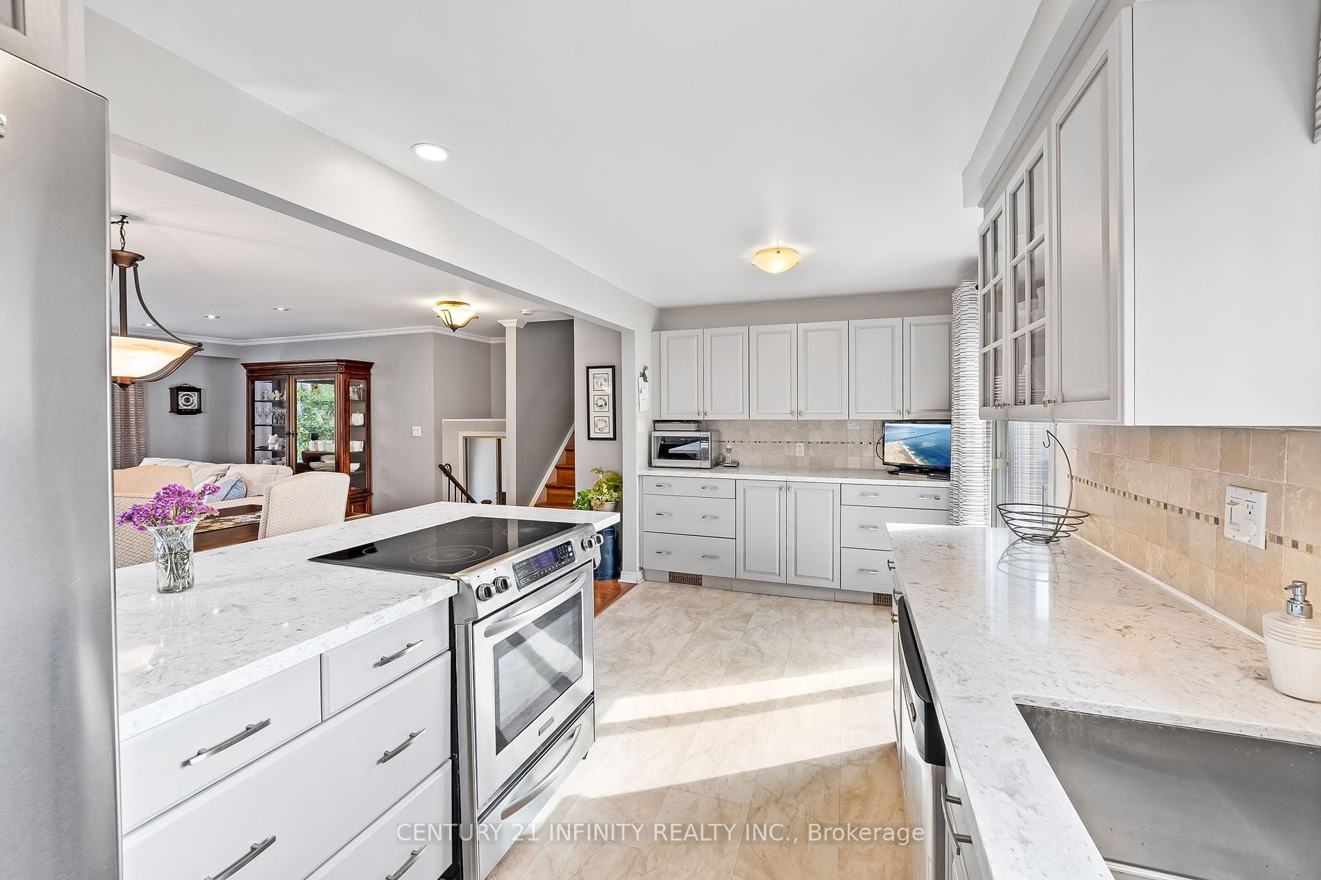 31 Bolland Cres
