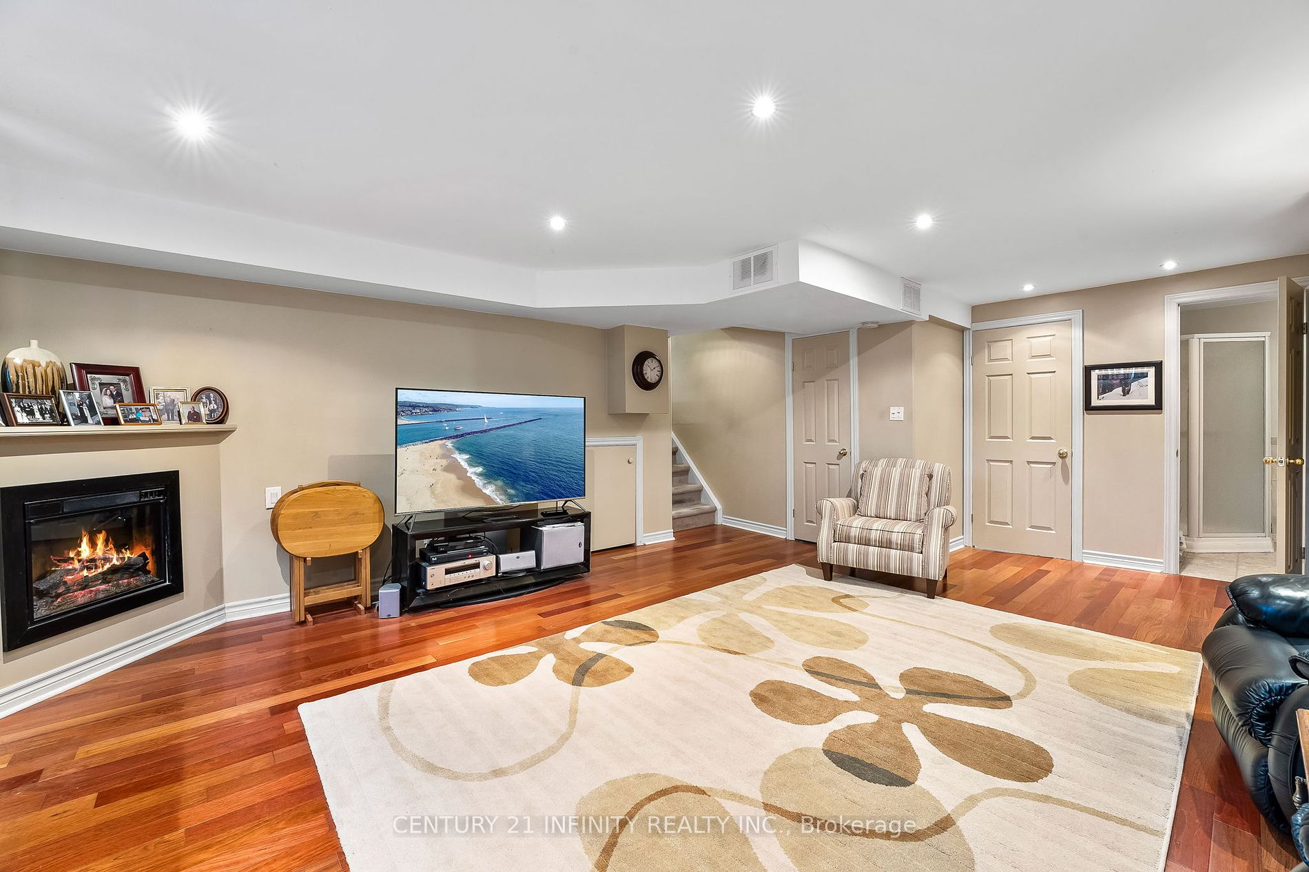 31 Bolland Cres