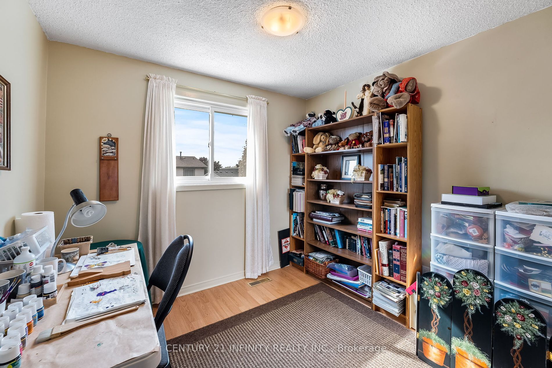 31 Bolland Cres
