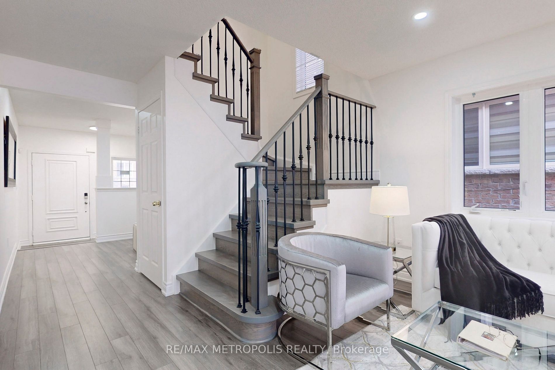 17 Camilleri Rd