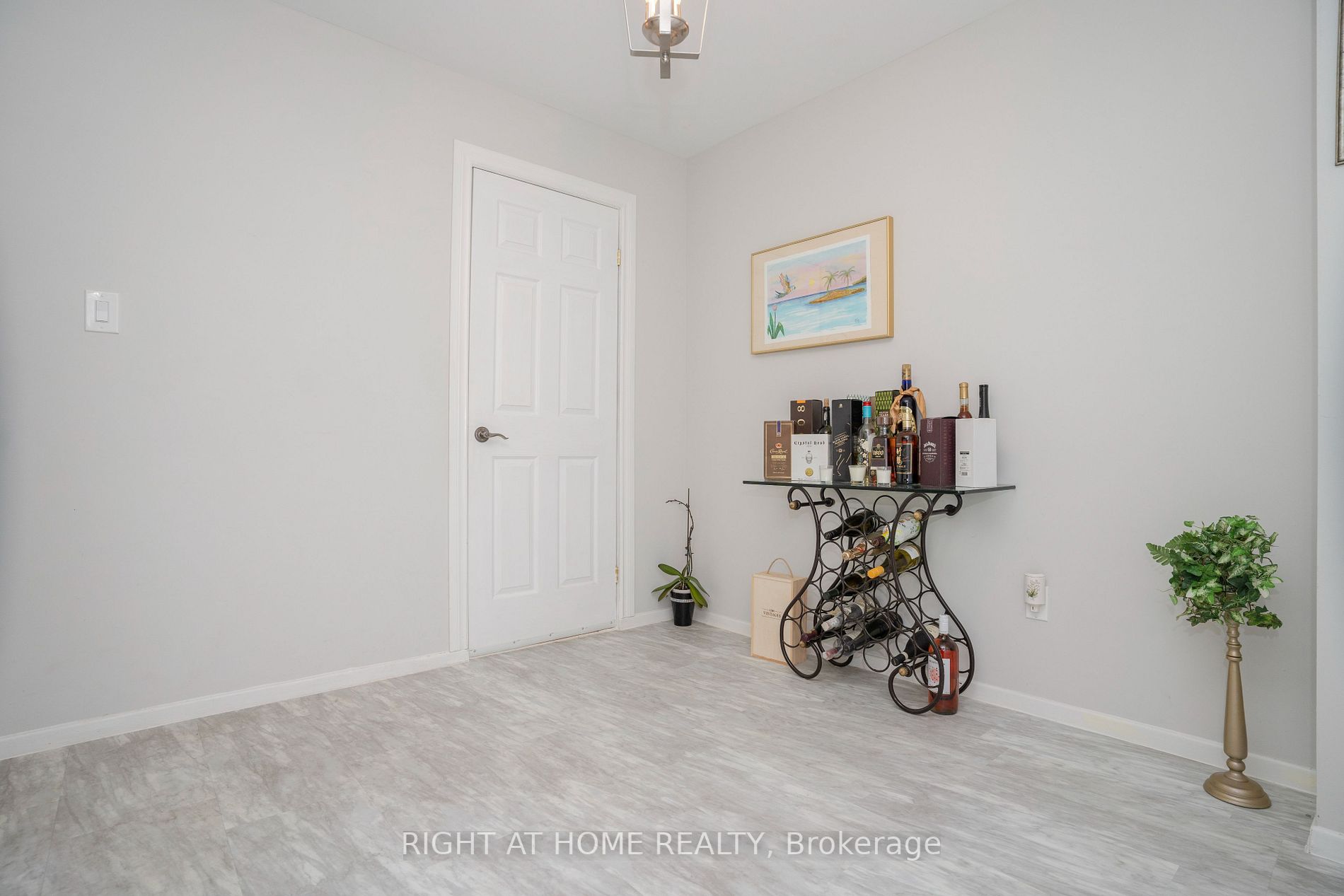 5 Andrea Road