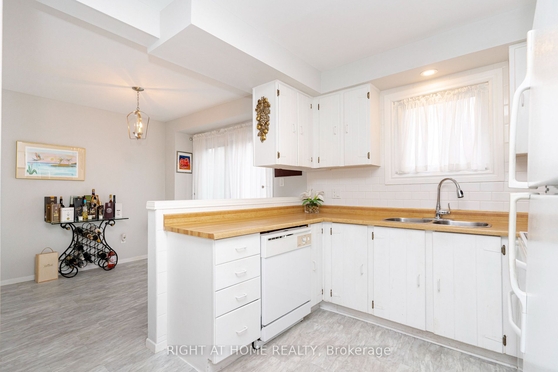 5 Andrea Road