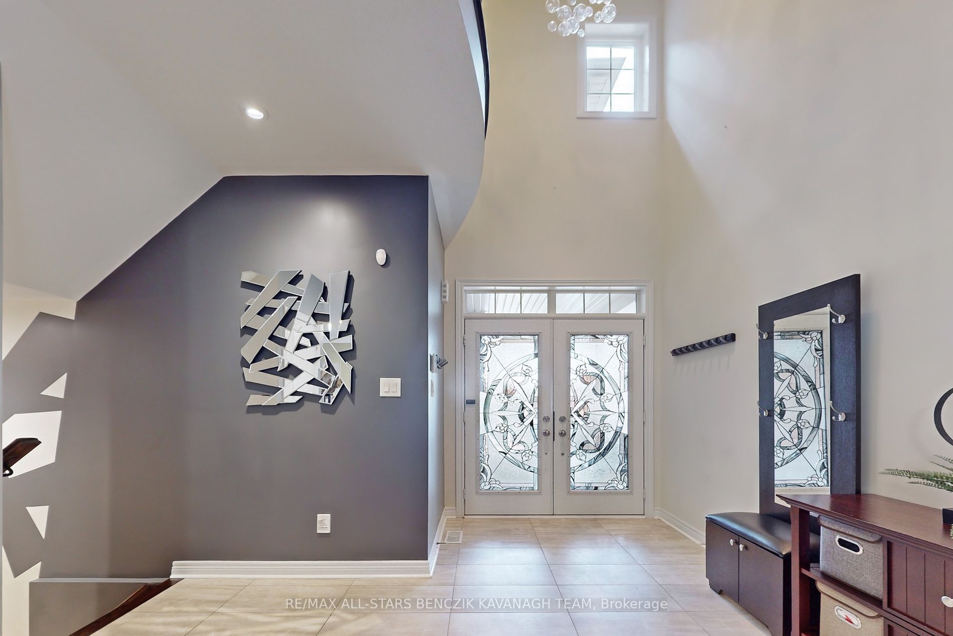 31 Snowy Owl Way