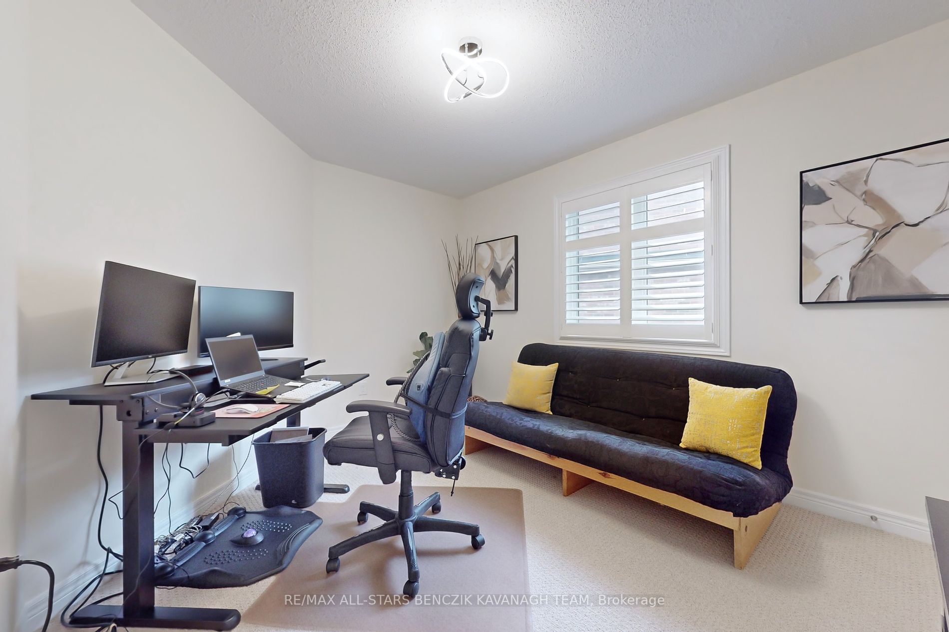 31 Snowy Owl Way