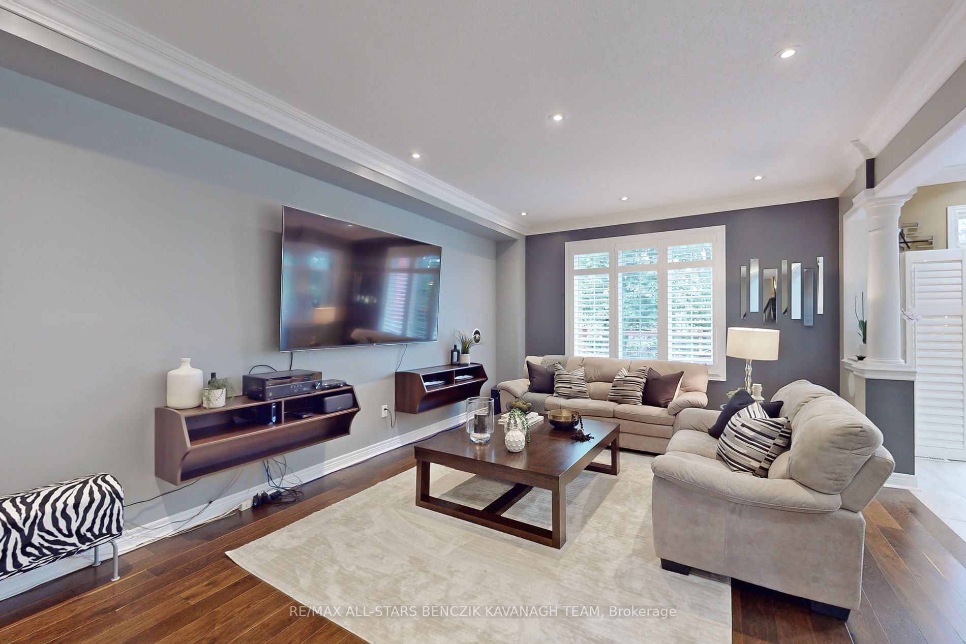 31 Snowy Owl Way