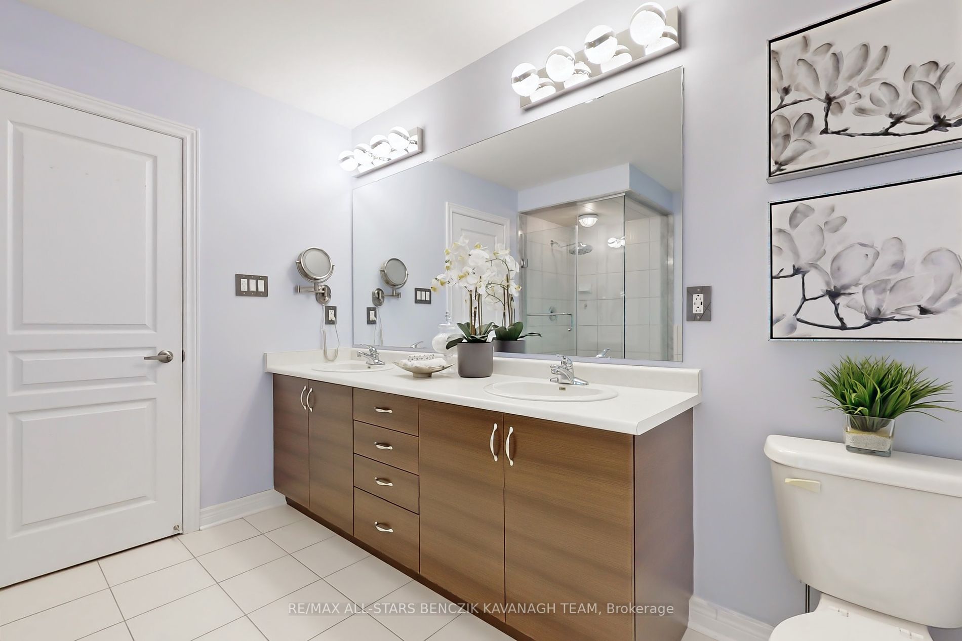 31 Snowy Owl Way