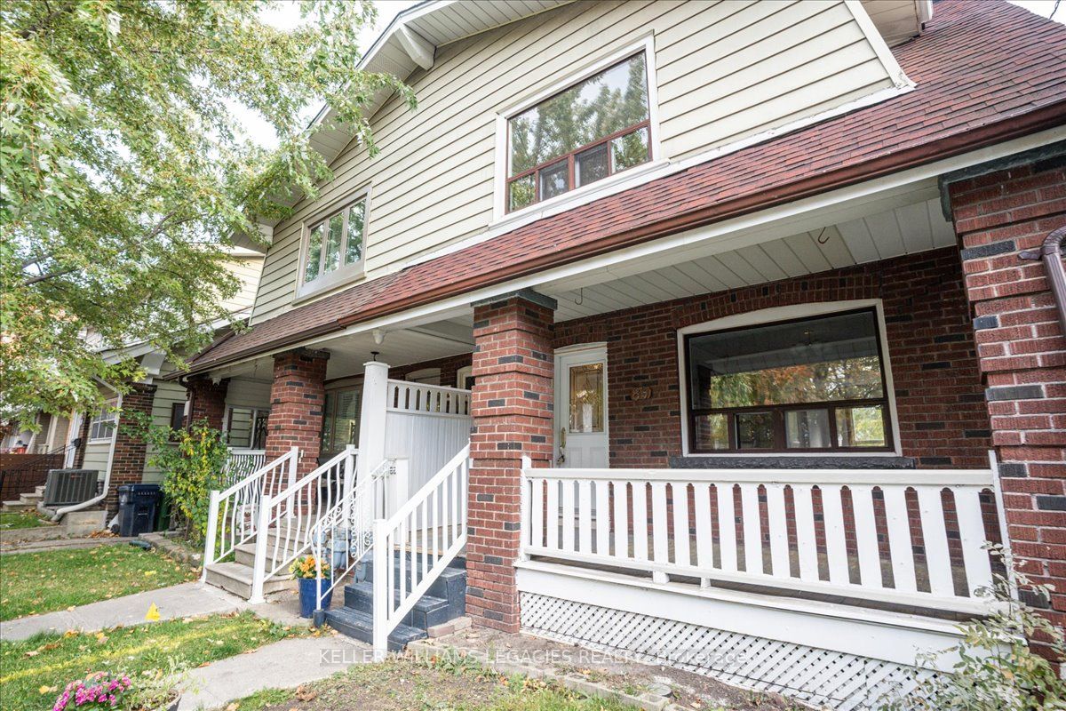 89 Strathmore Blvd, #Upper