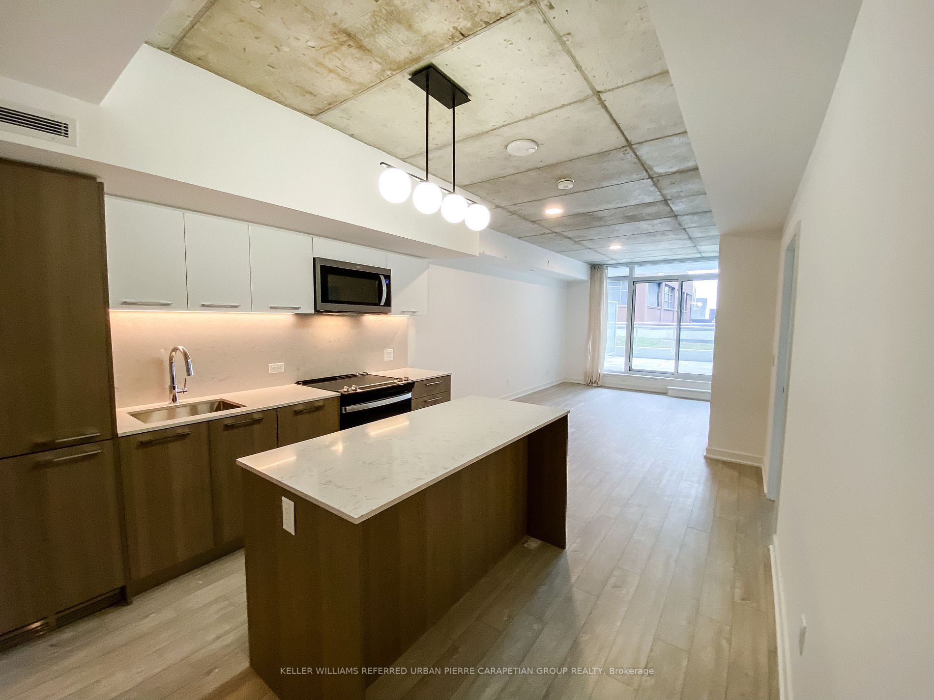 665 Queen St E, #210