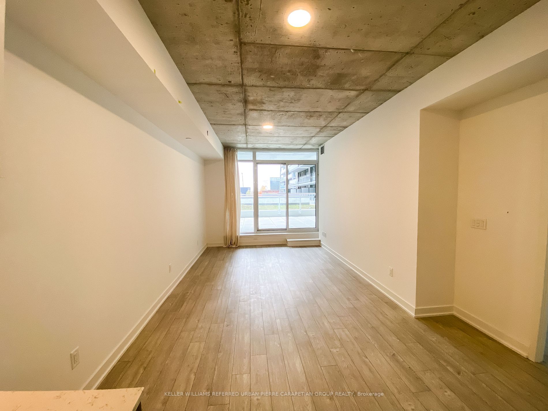 665 Queen St E, #210