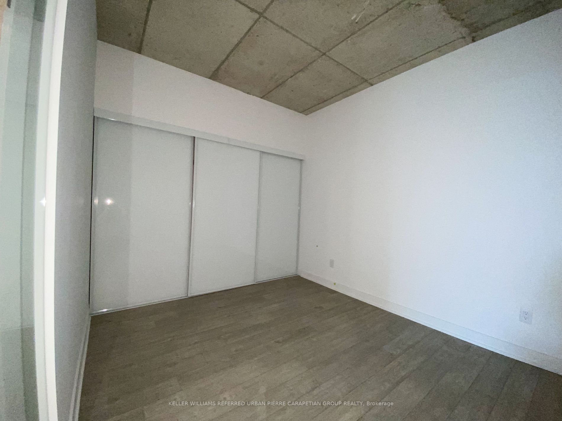 665 Queen St E, #210