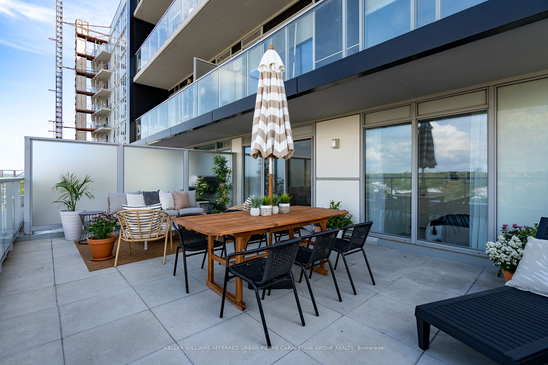 665 Queen St E, #210