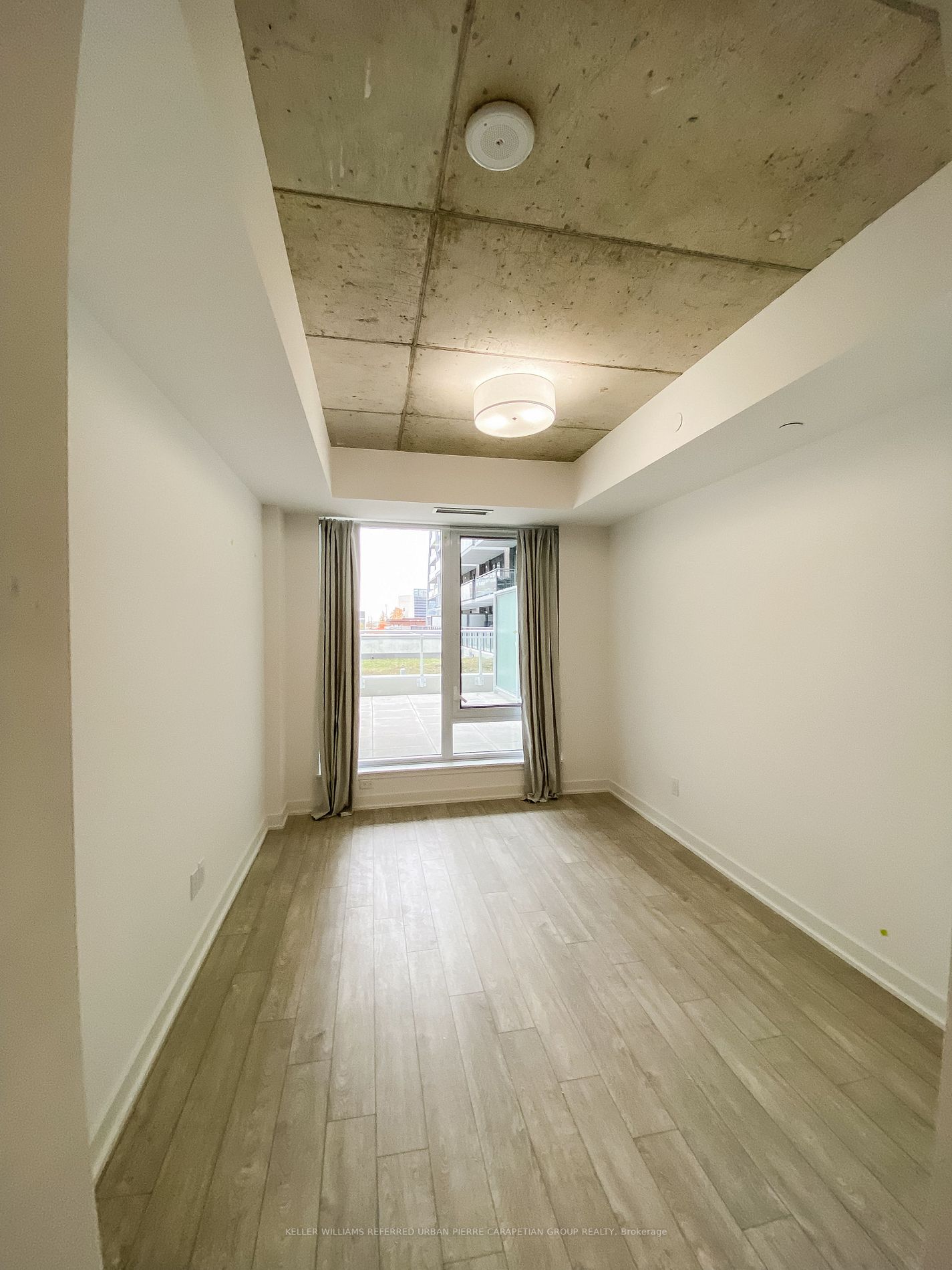 665 Queen St E, #210