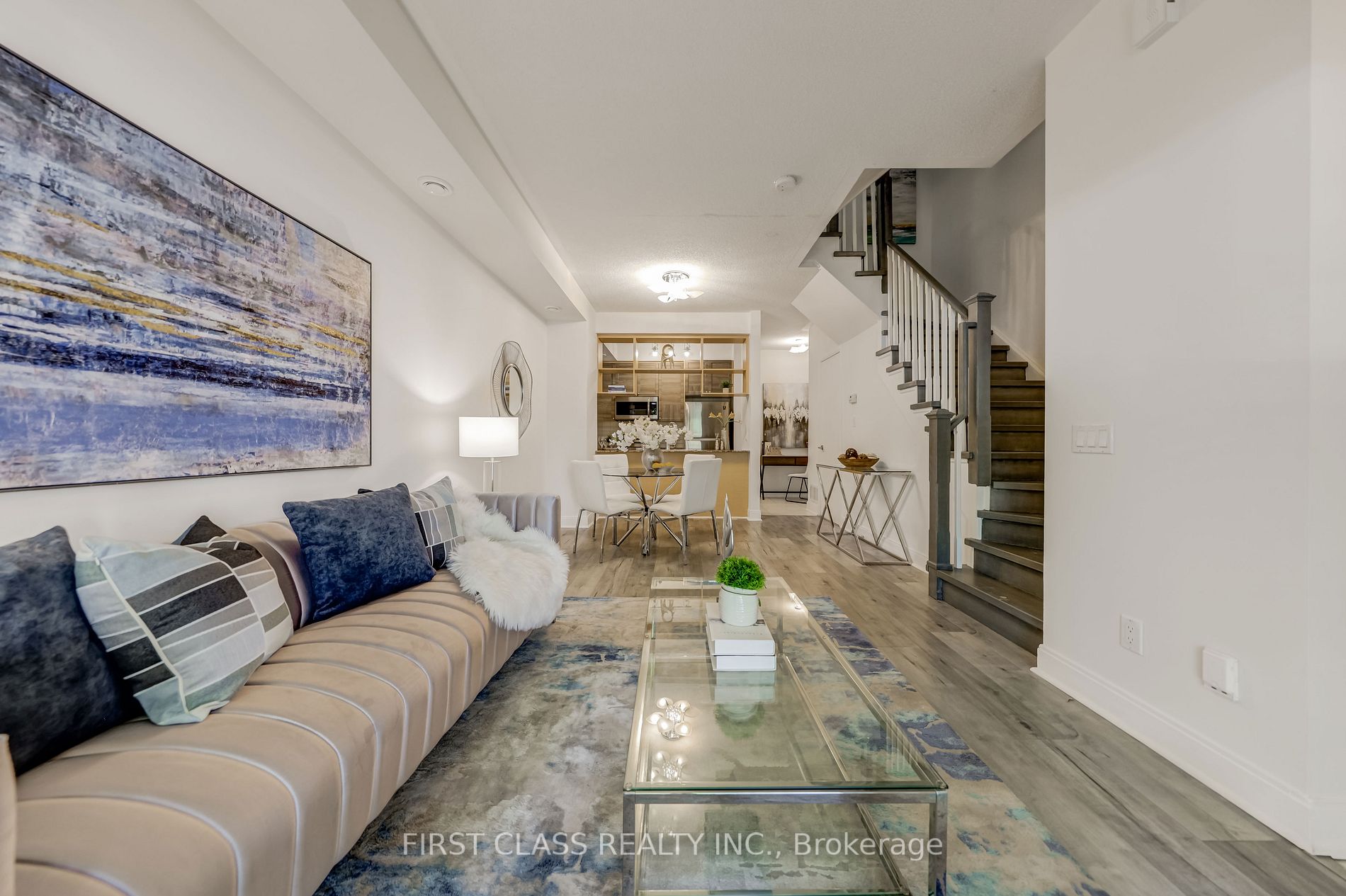 295 Village Green Sq, #60