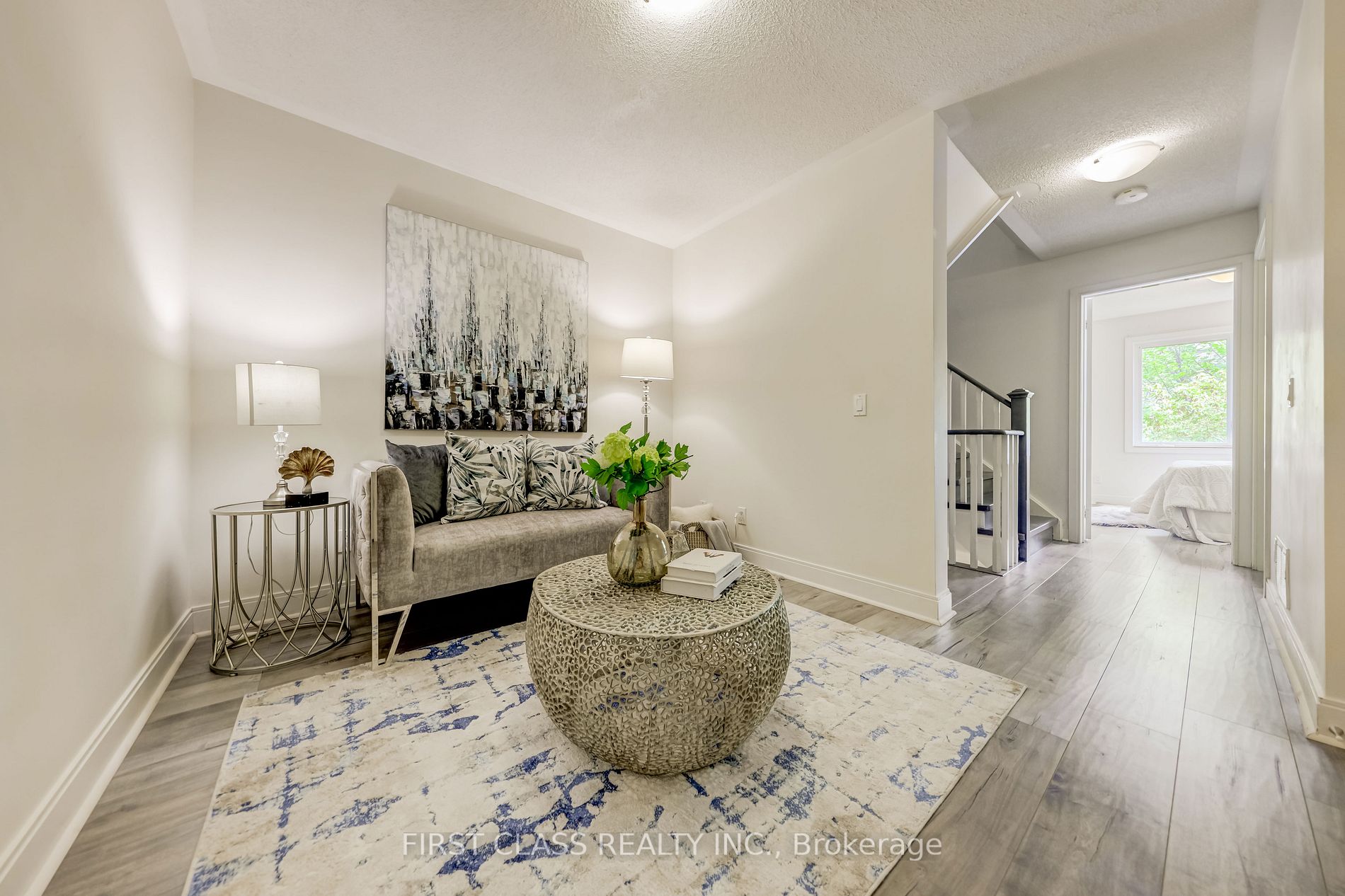 295 Village Green Sq, #60