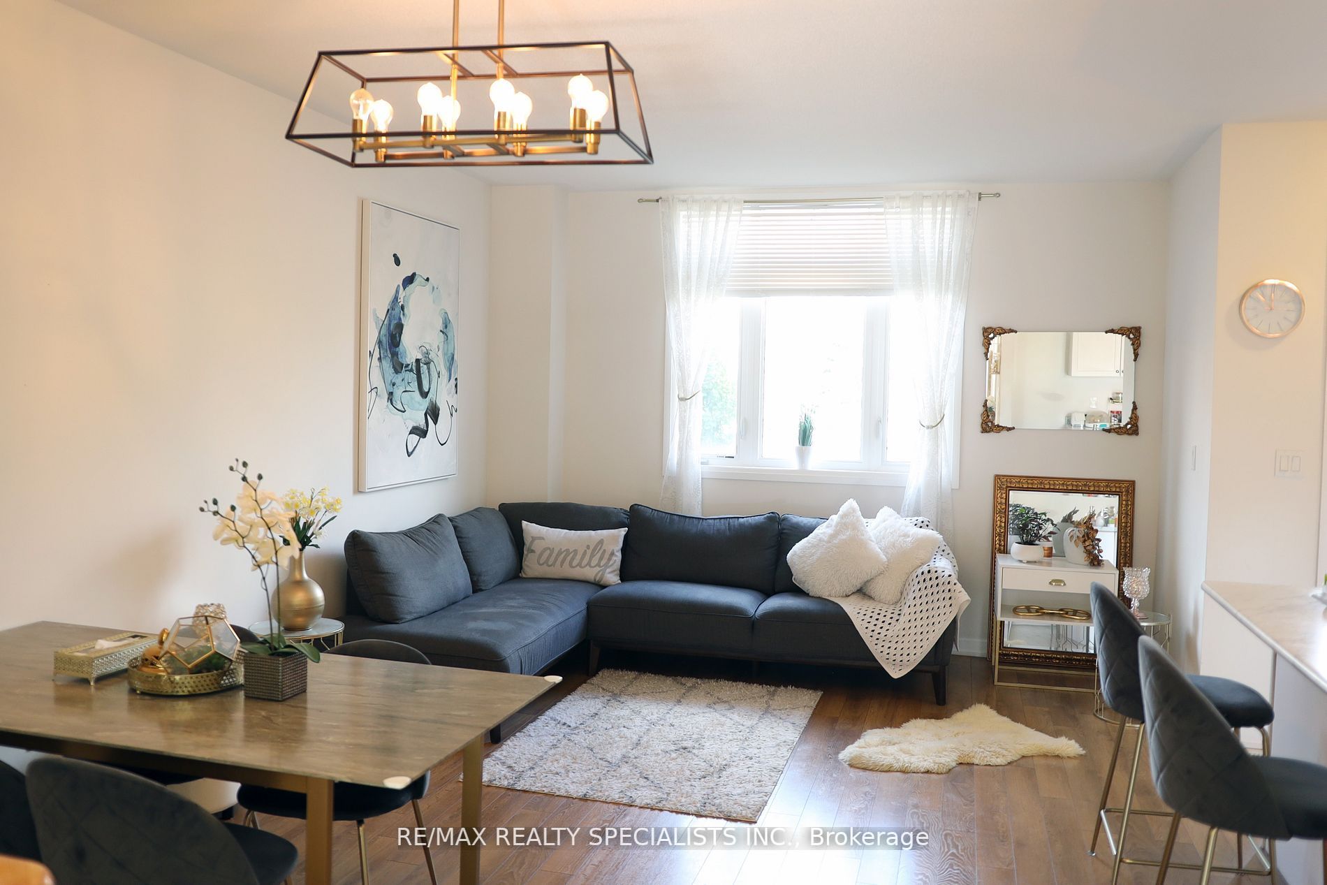 84 Longshore Way