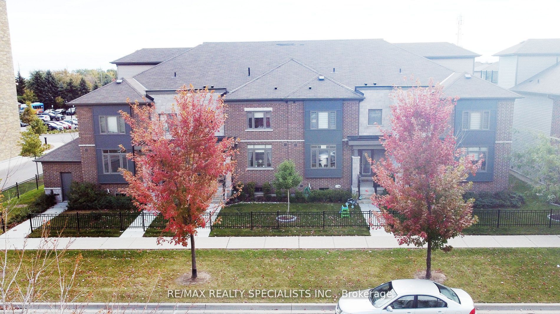 84 Longshore Way
