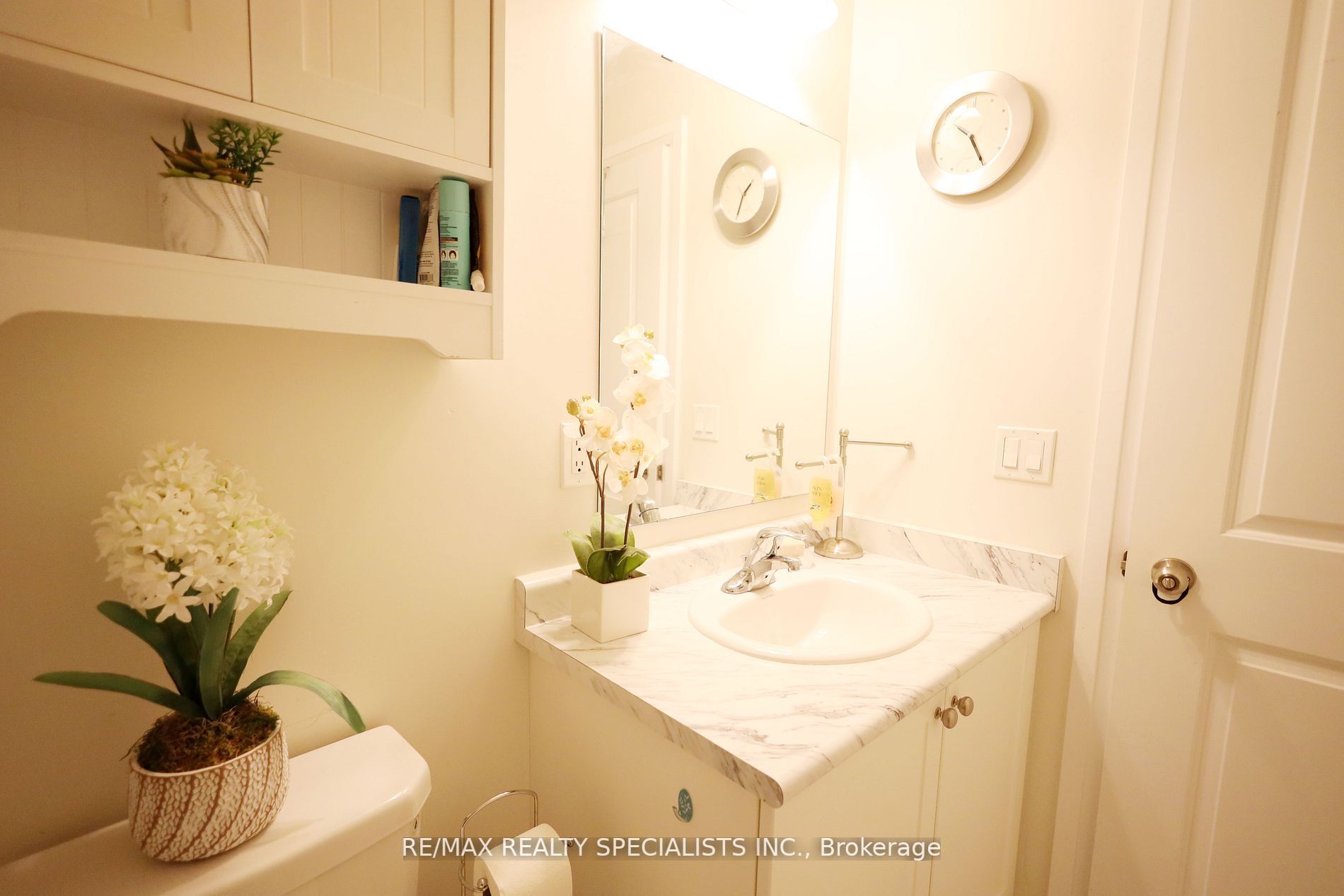 84 Longshore Way