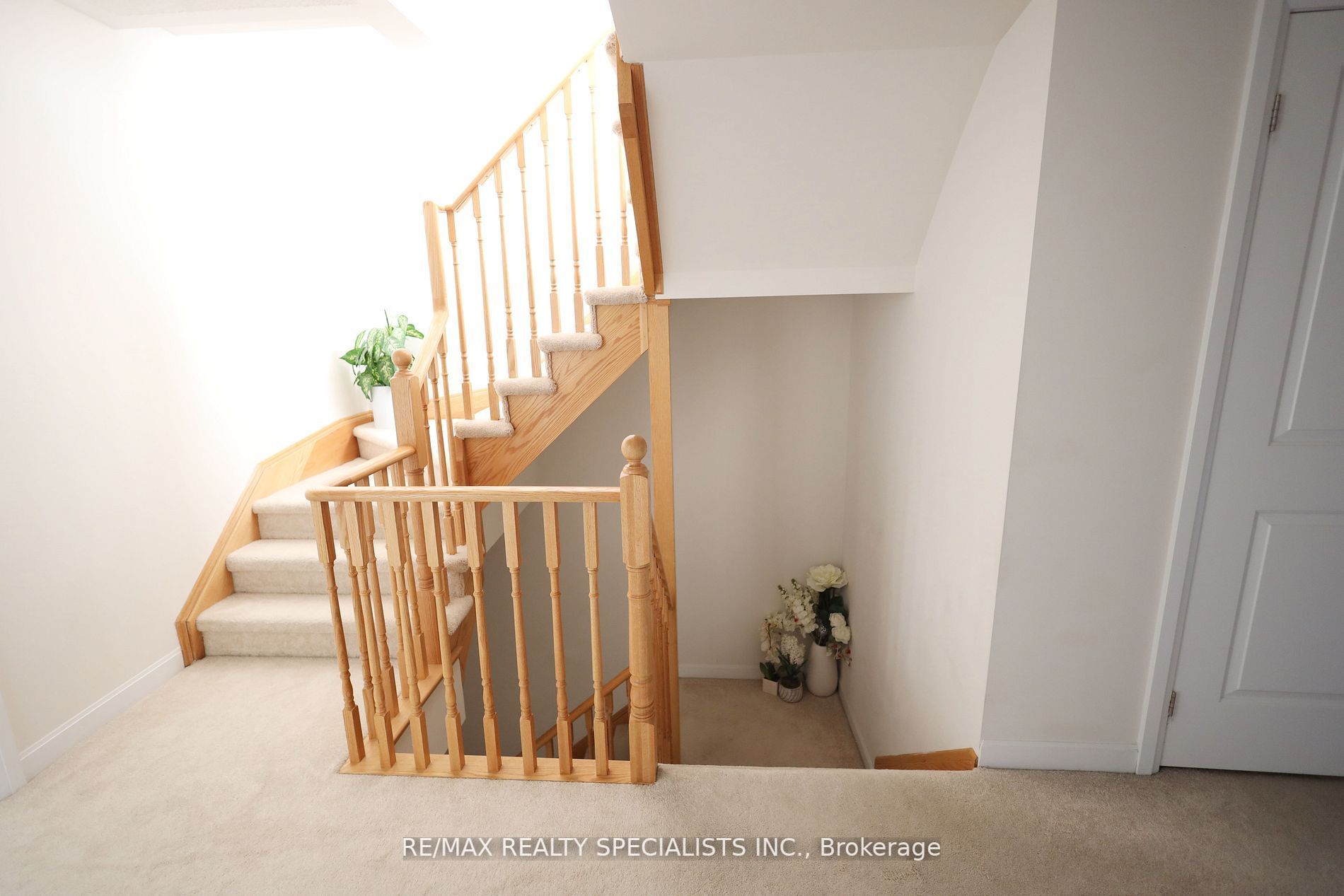 84 Longshore Way