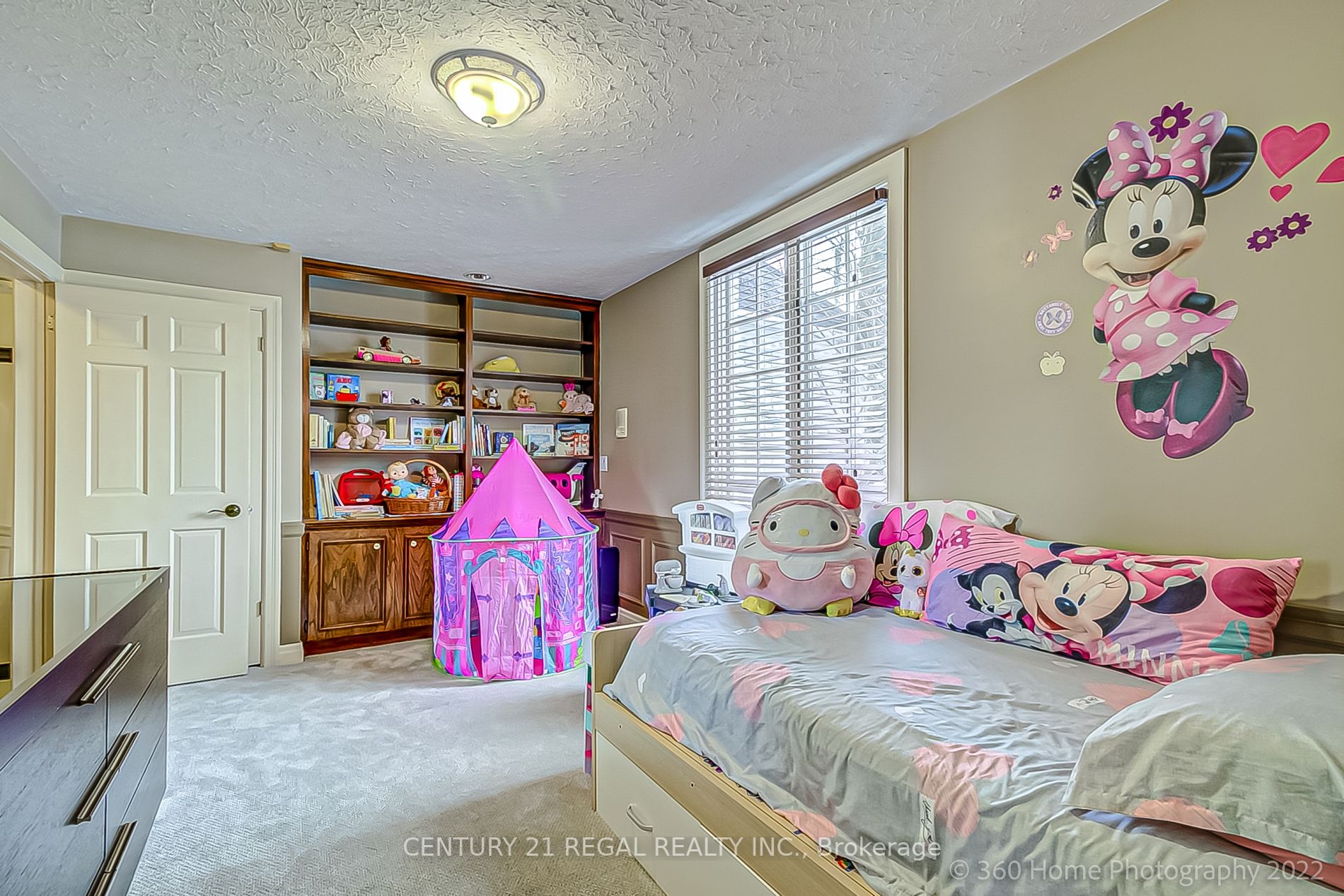 815 Coates Road W