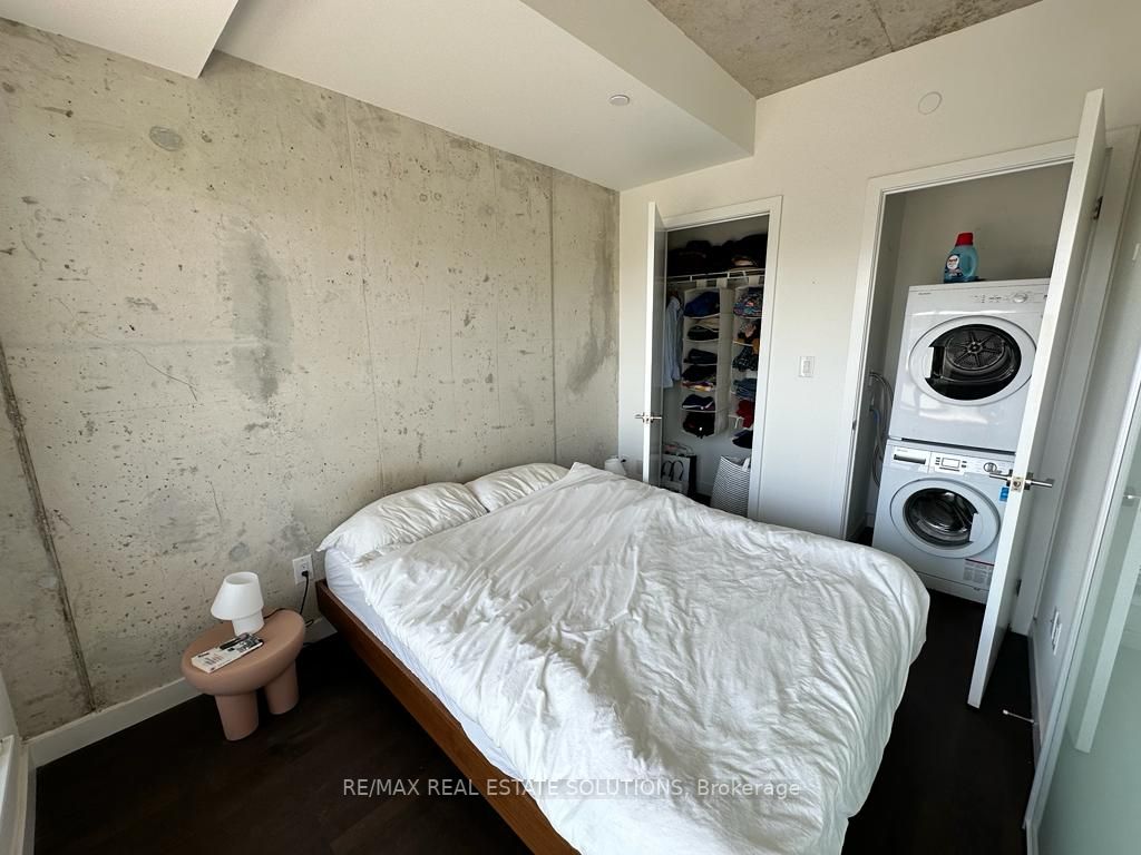 246 Logan Ave, #425