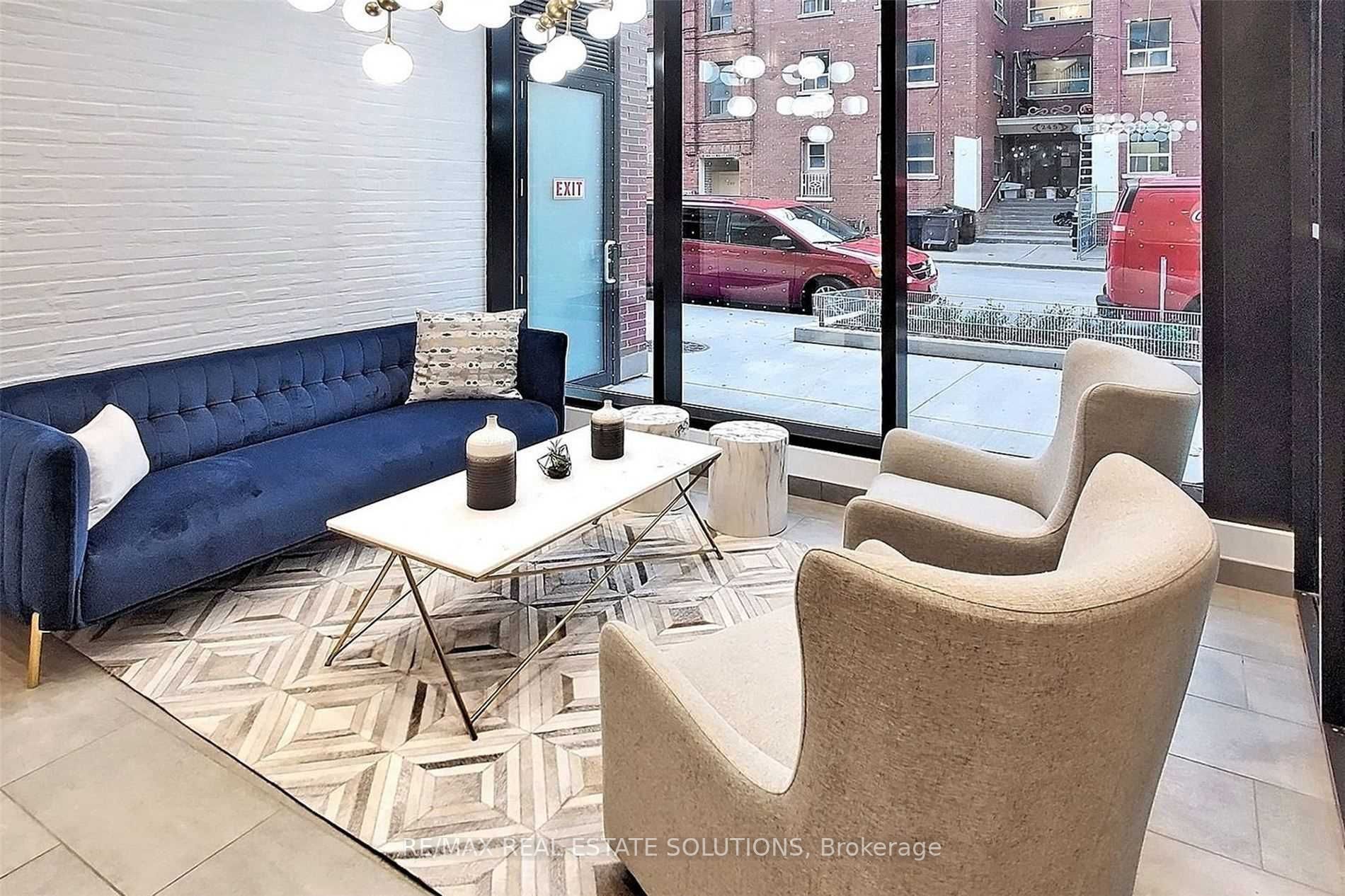 246 Logan Ave, #425