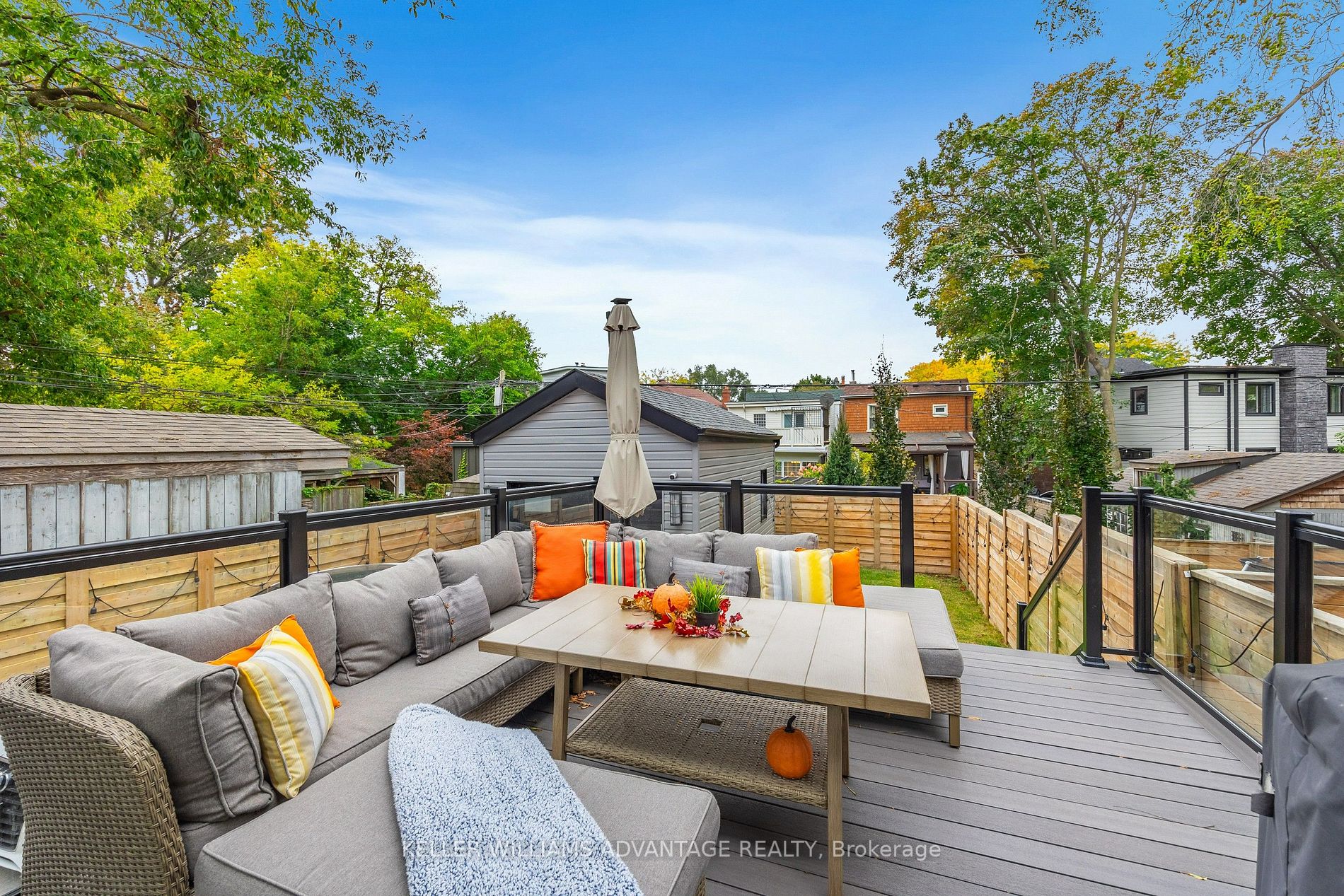 36 Lockwood Rd