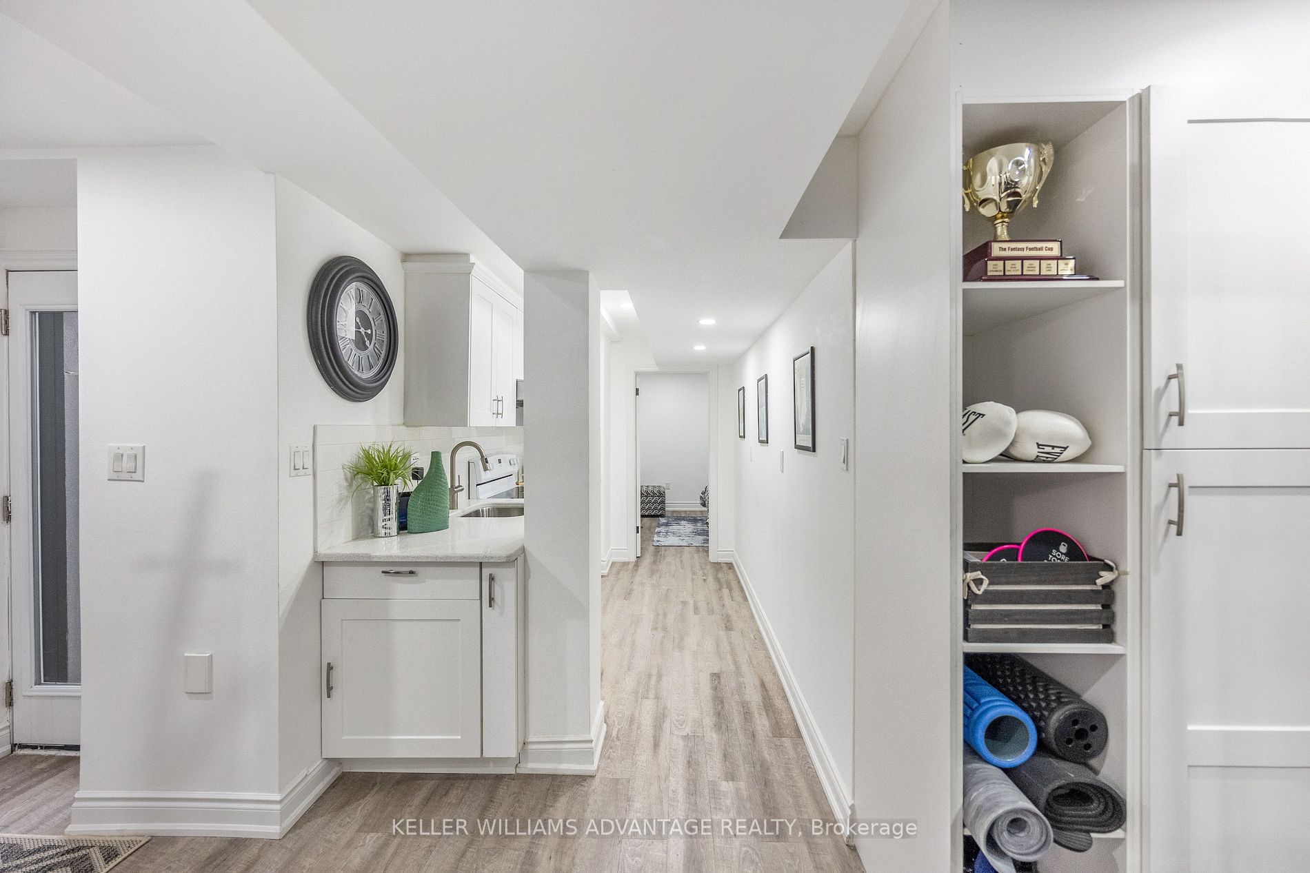 36 Lockwood Rd