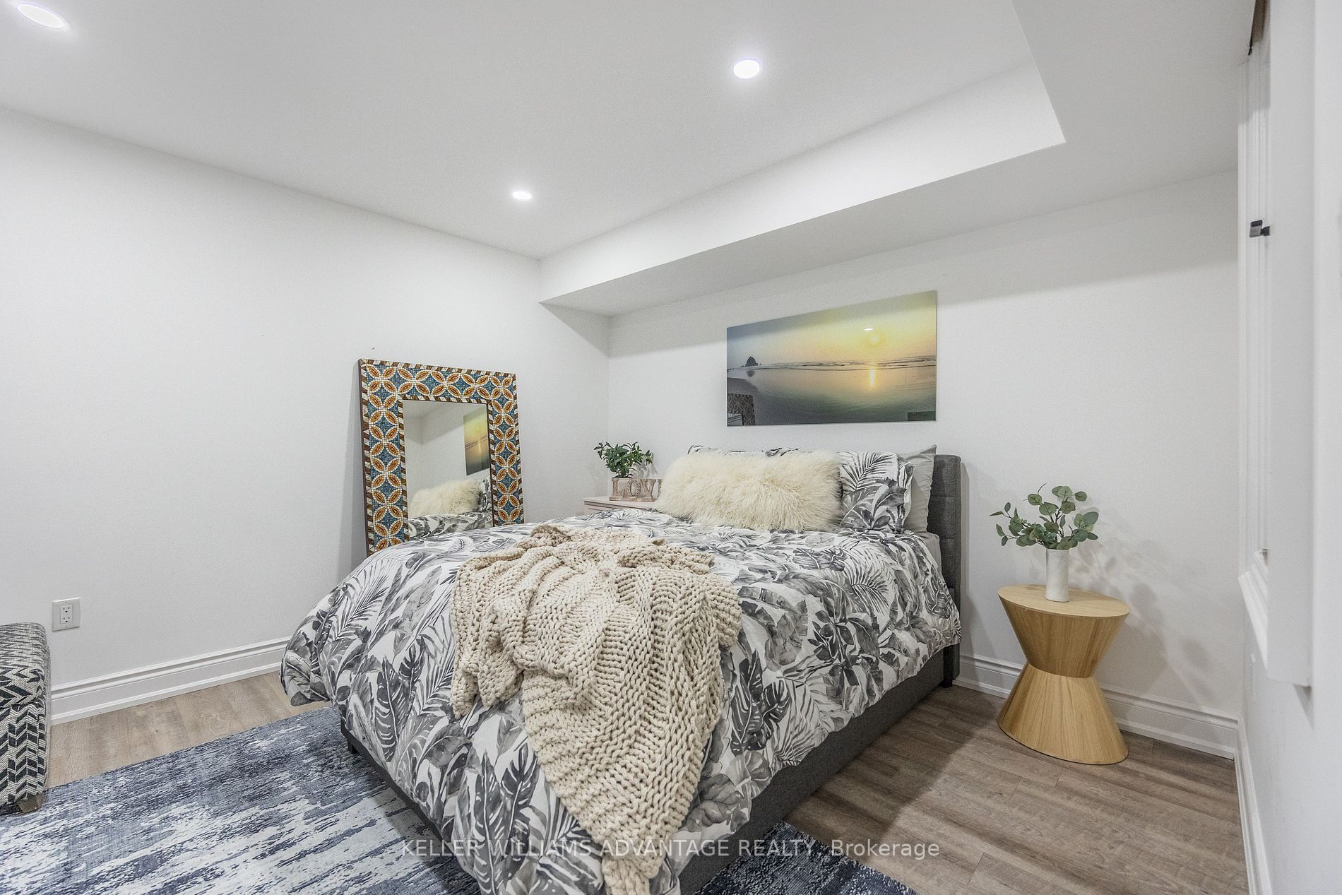 36 Lockwood Rd