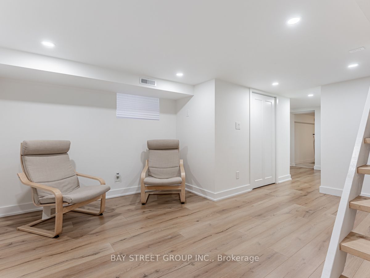 231 Victor Ave