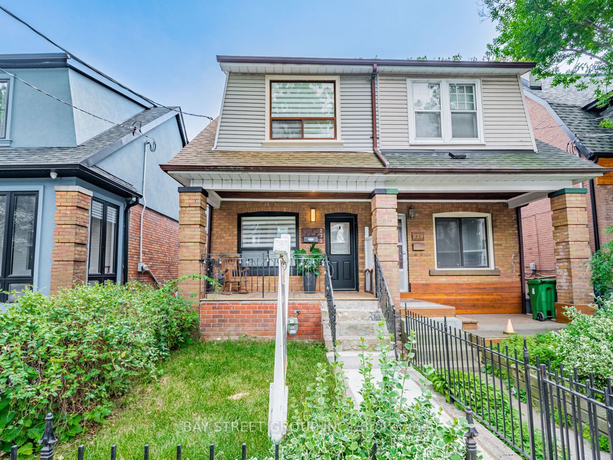 231 Victor Ave