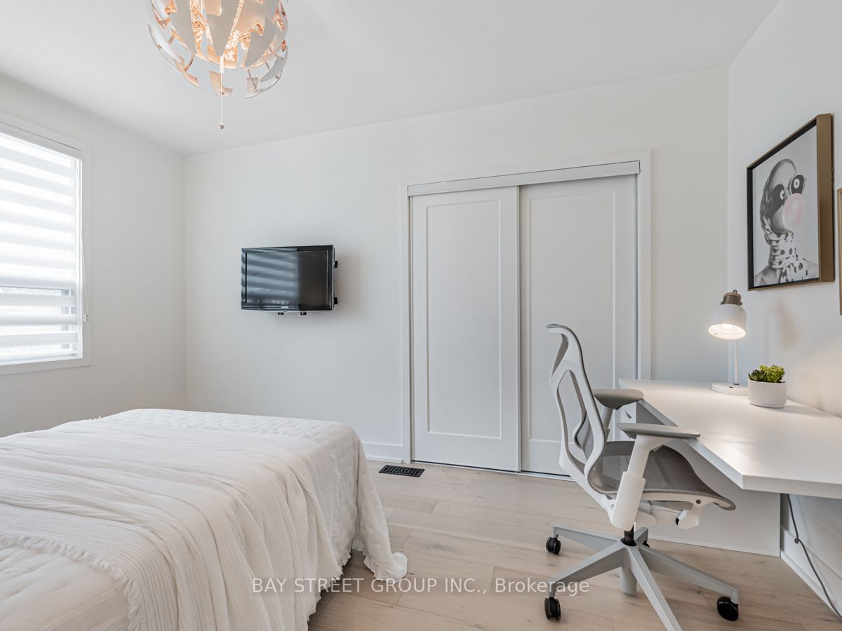 231 Victor Ave