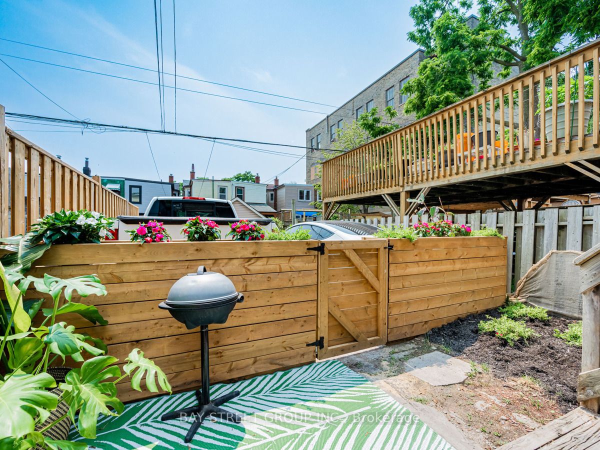 231 Victor Ave