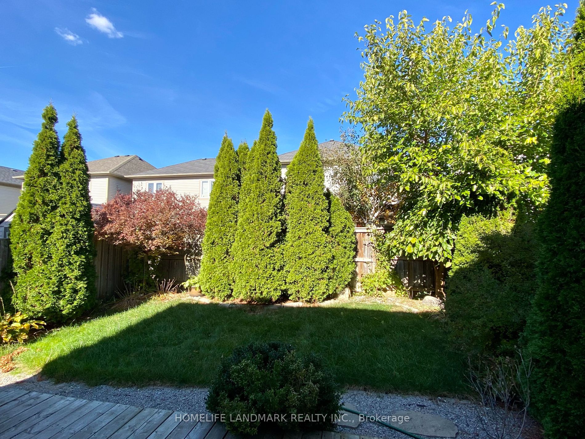 18 Seven Oaks Street